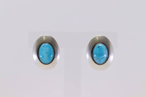 Native America Navajo Handmade Sterling Silver Turquoise Post Earring's.: This is a Native America Navajo Handmade Sterling Silver Turquoise Post Earring's.