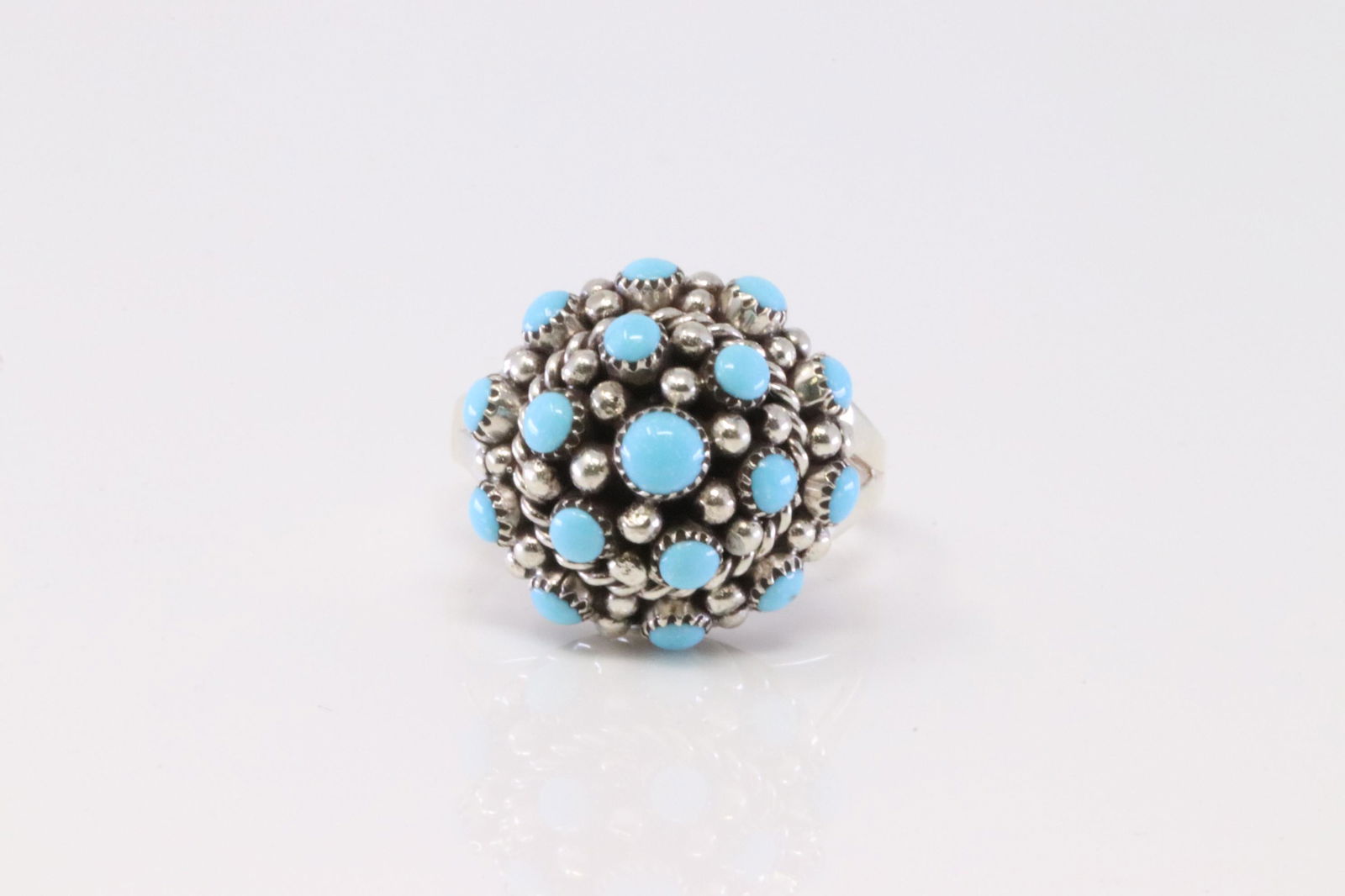 Native American Zuni Handmade Sterling Silver Turquoise Ring. (1 of 4)