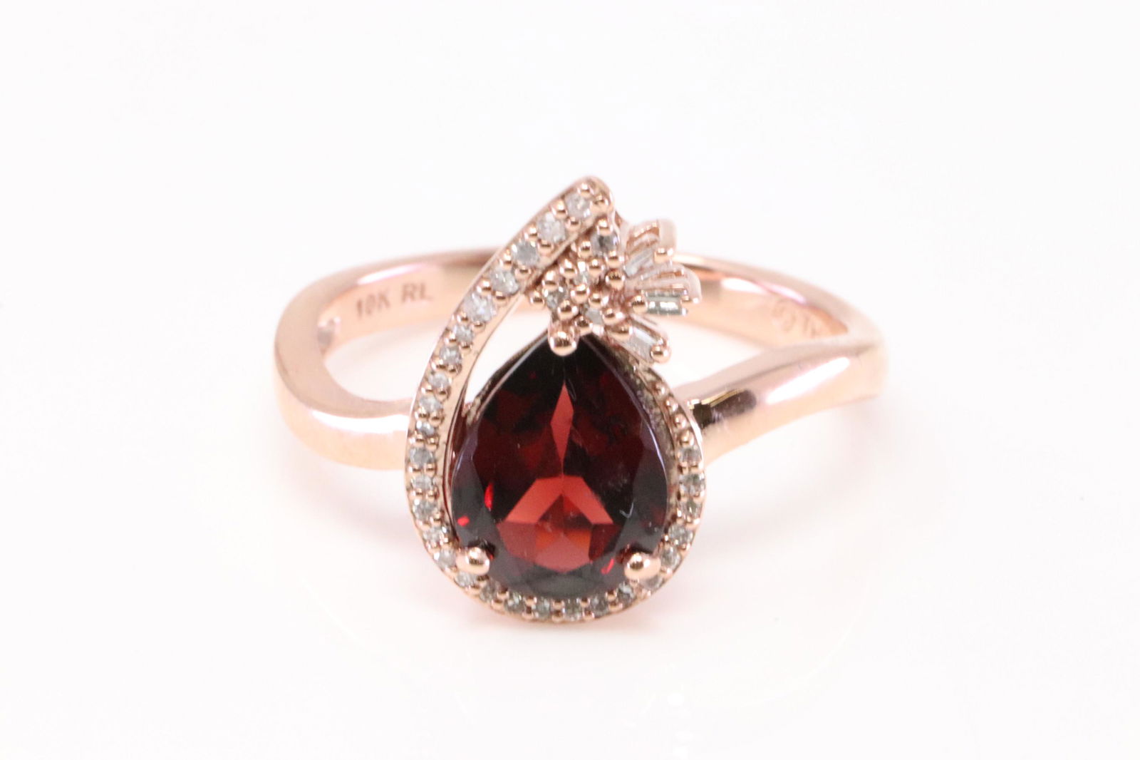 Rose Gold Garnet Diamond Ring. (1 of 4)