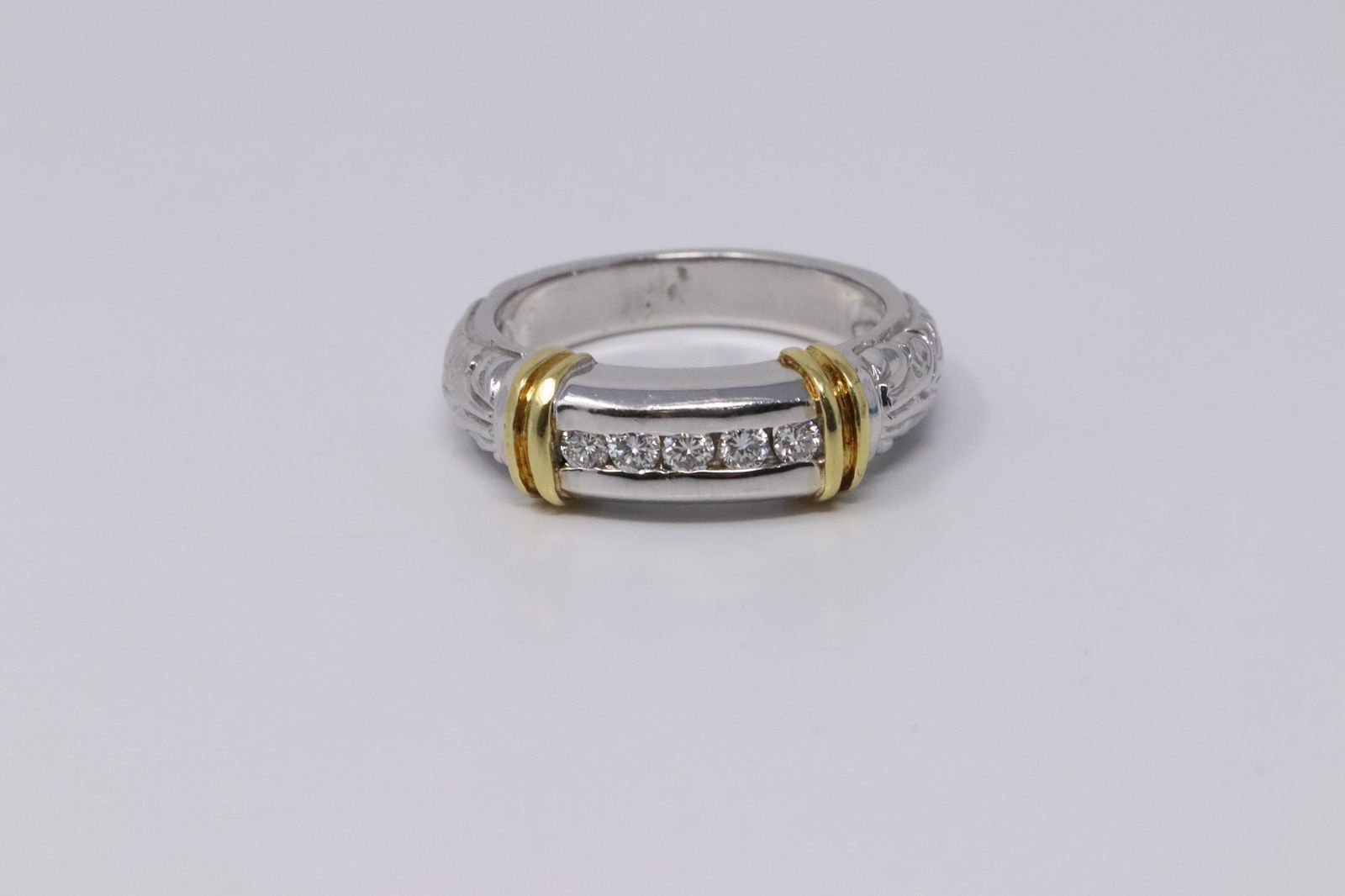 14Kt 2 Tone Diamond Ring (1 of 4)