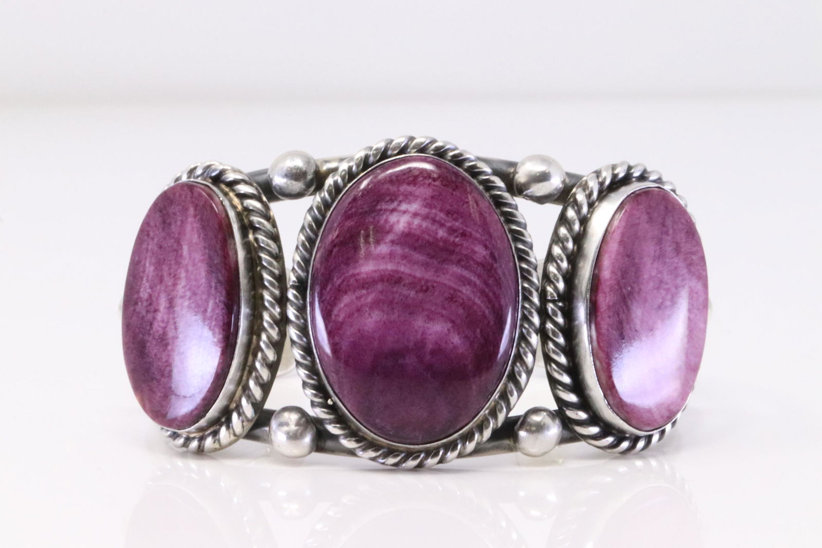 Native America Navajo Handmade Sterling Silver Purple Spiny Oyster Bracelet By Augustine Largo. (1 of 5)