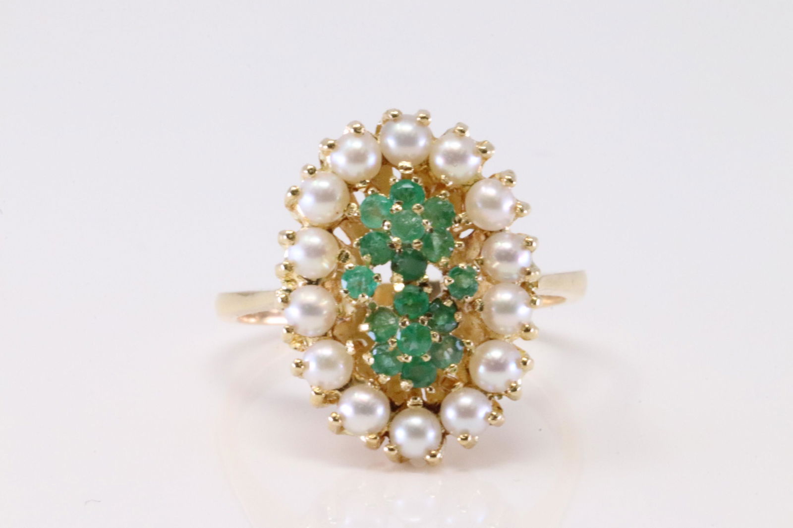 Pearl & Emerald Ring 18KT (1 of 4)