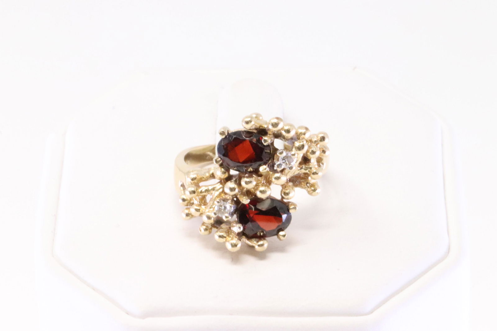 Garnet & Diamond Ring 14Kt. (1 of 4)