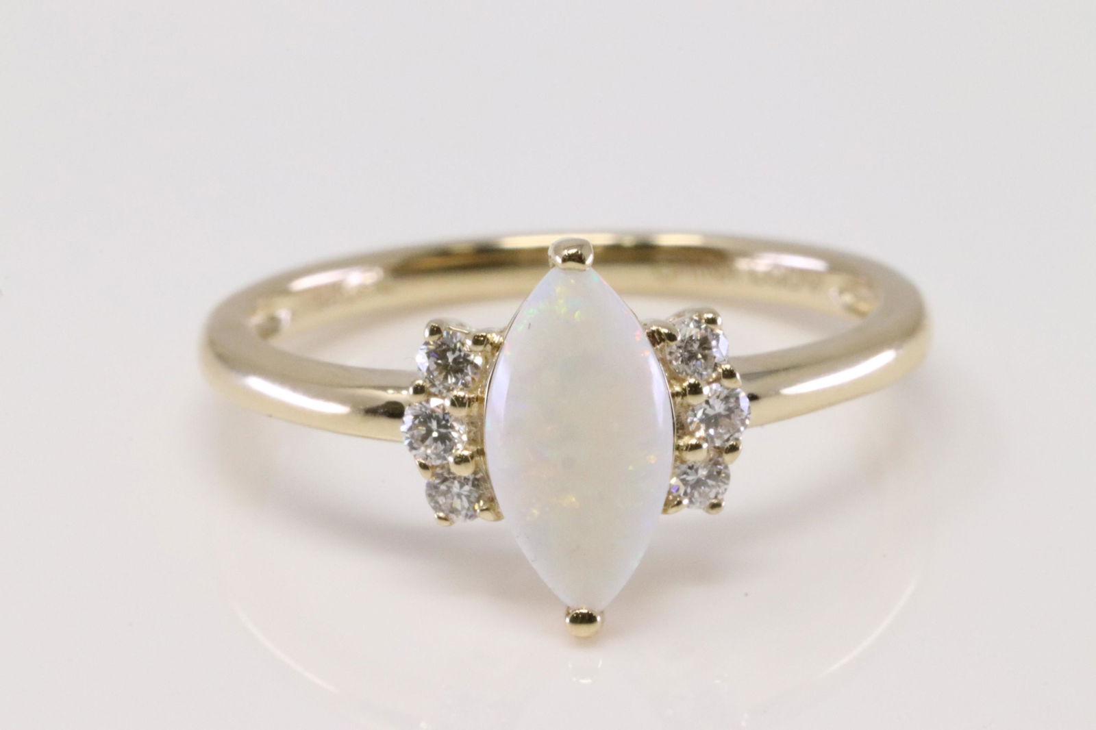 14Kt Yellow Gold Opal Diamond Ring. (1 of 4)