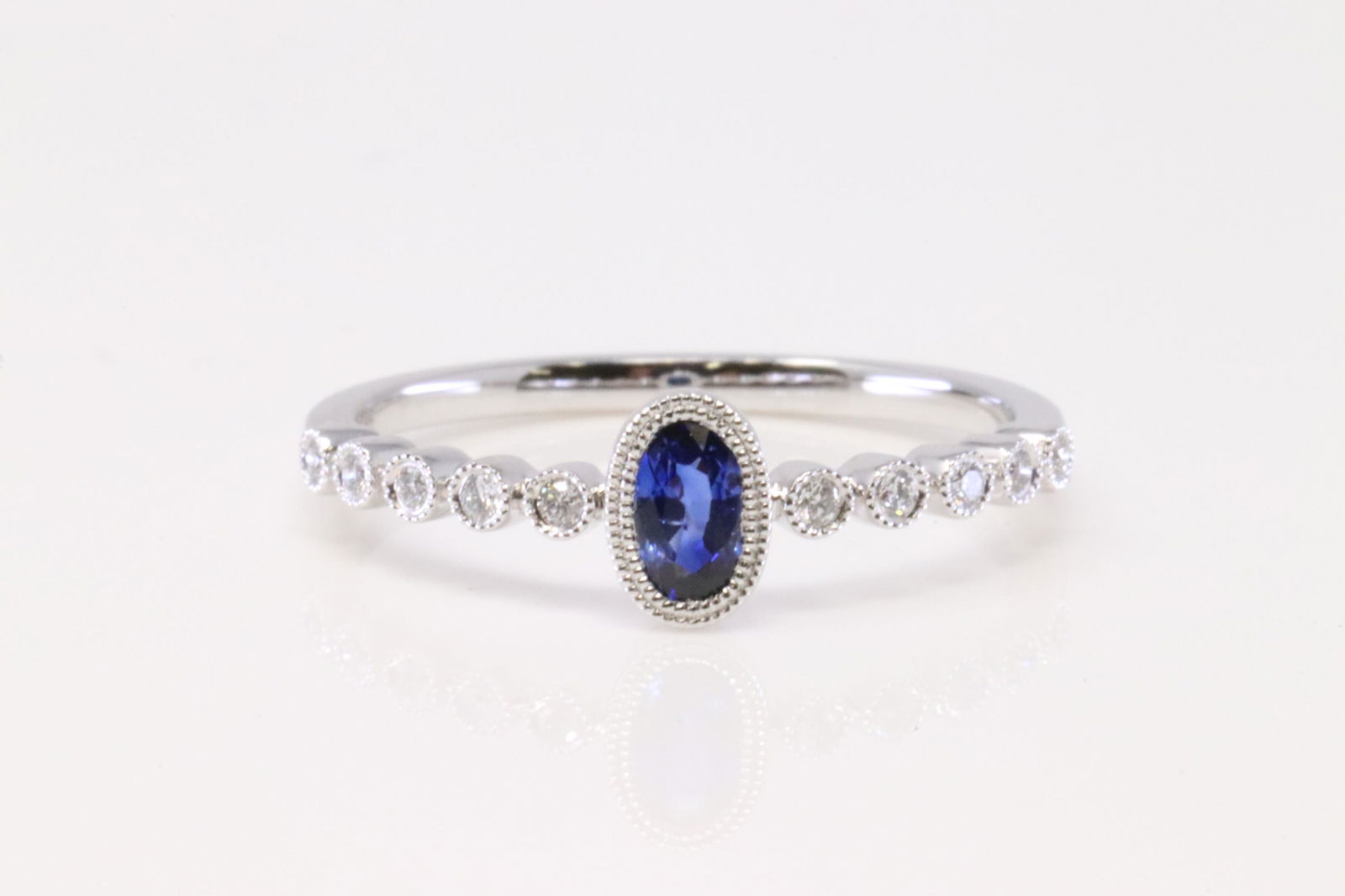 14Kt White Gold Sapphire / Diamond Ring. (1 of 4)