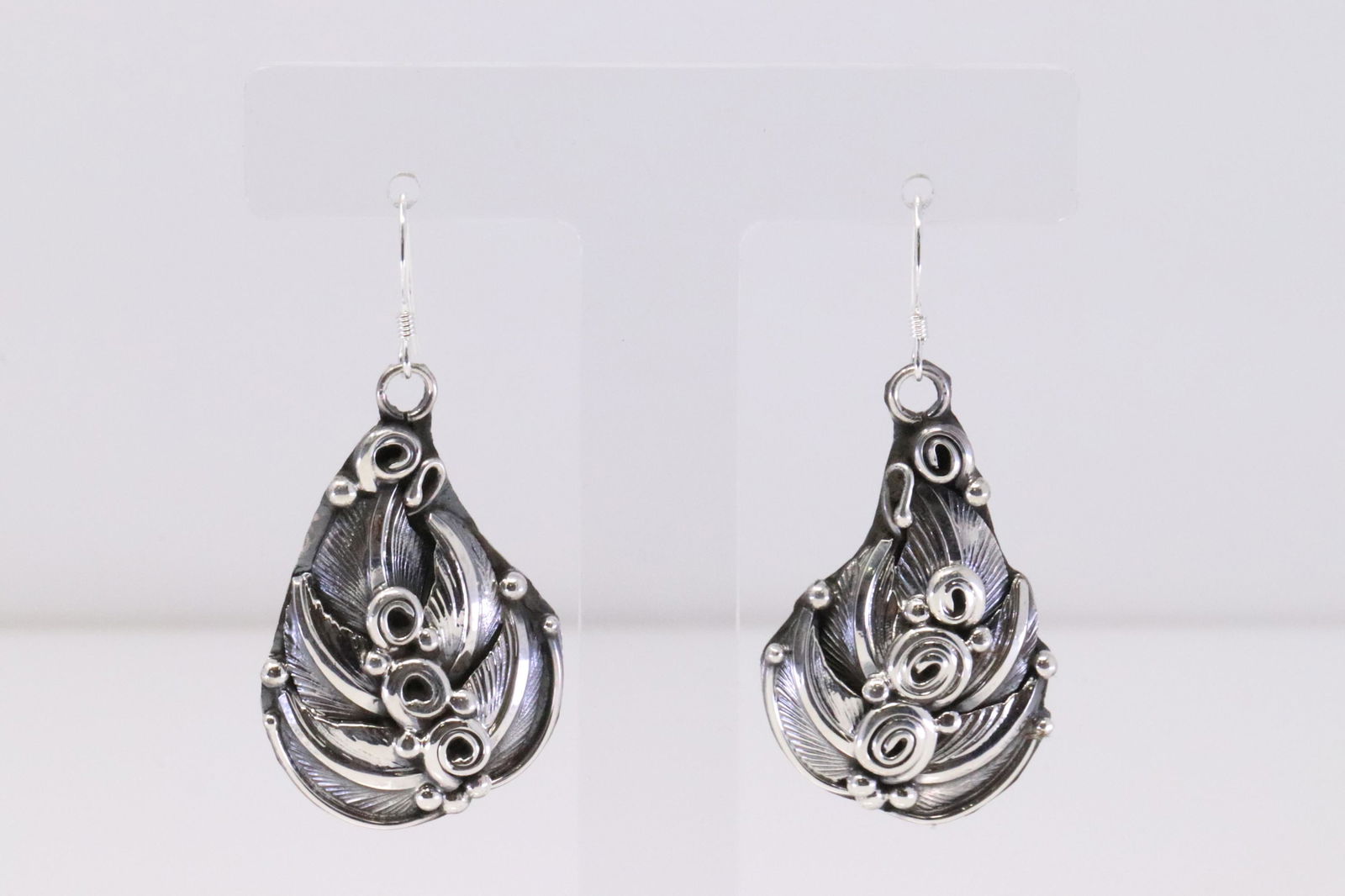 Native American Navajo Handmade Sterling Silver Leaf Dangling Earring's By Darrell Morgan. (1 of 4)