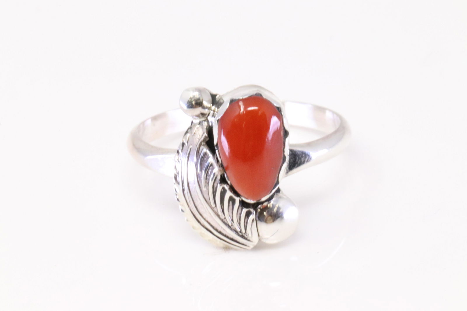 Native America Navajo Handmade Sterling Silver Coral Ring Leaf Cuff. (1 of 4)