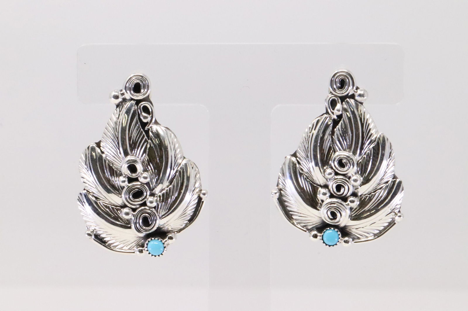 Native America Navajo Handmade Sterling Silver Turquoise Leaf Post Earring's By DM. (1 of 4)