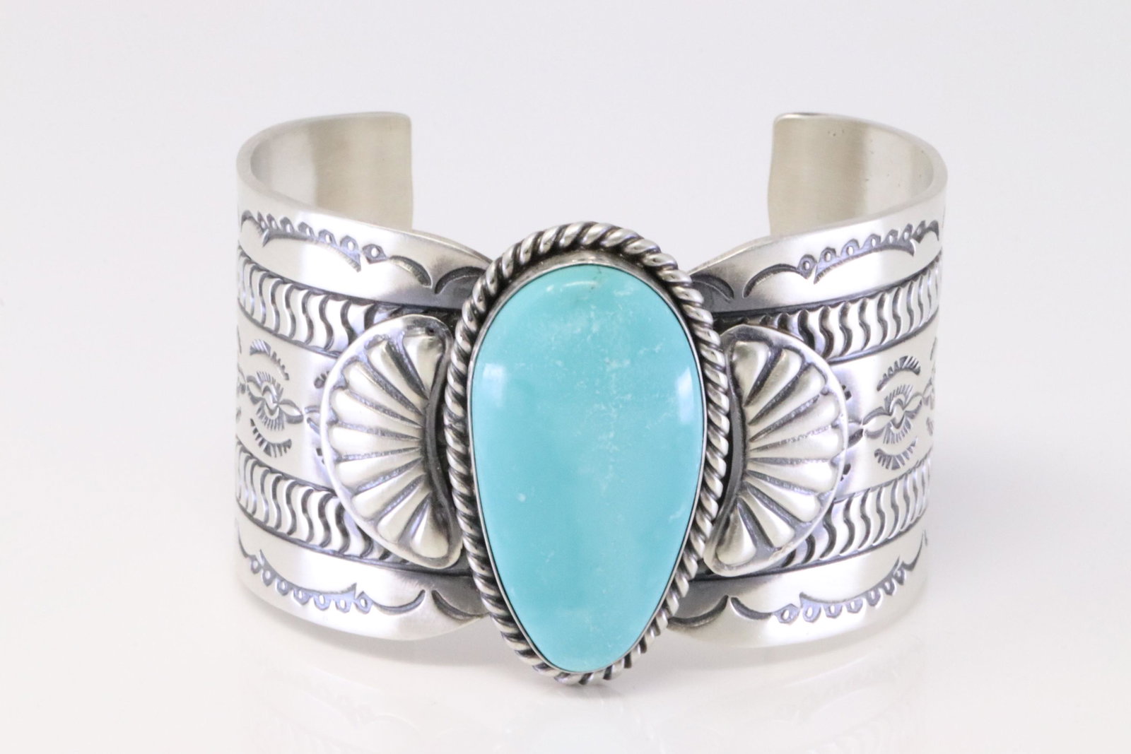 Native America Navajo Handmade Sterling Silver Kingman Turquoise Bracelet By Rick Enriquez.: This is a Native America Navajo Handmade Sterling Silver Kingman Turquoise Bracelet By Rick Enriquez.