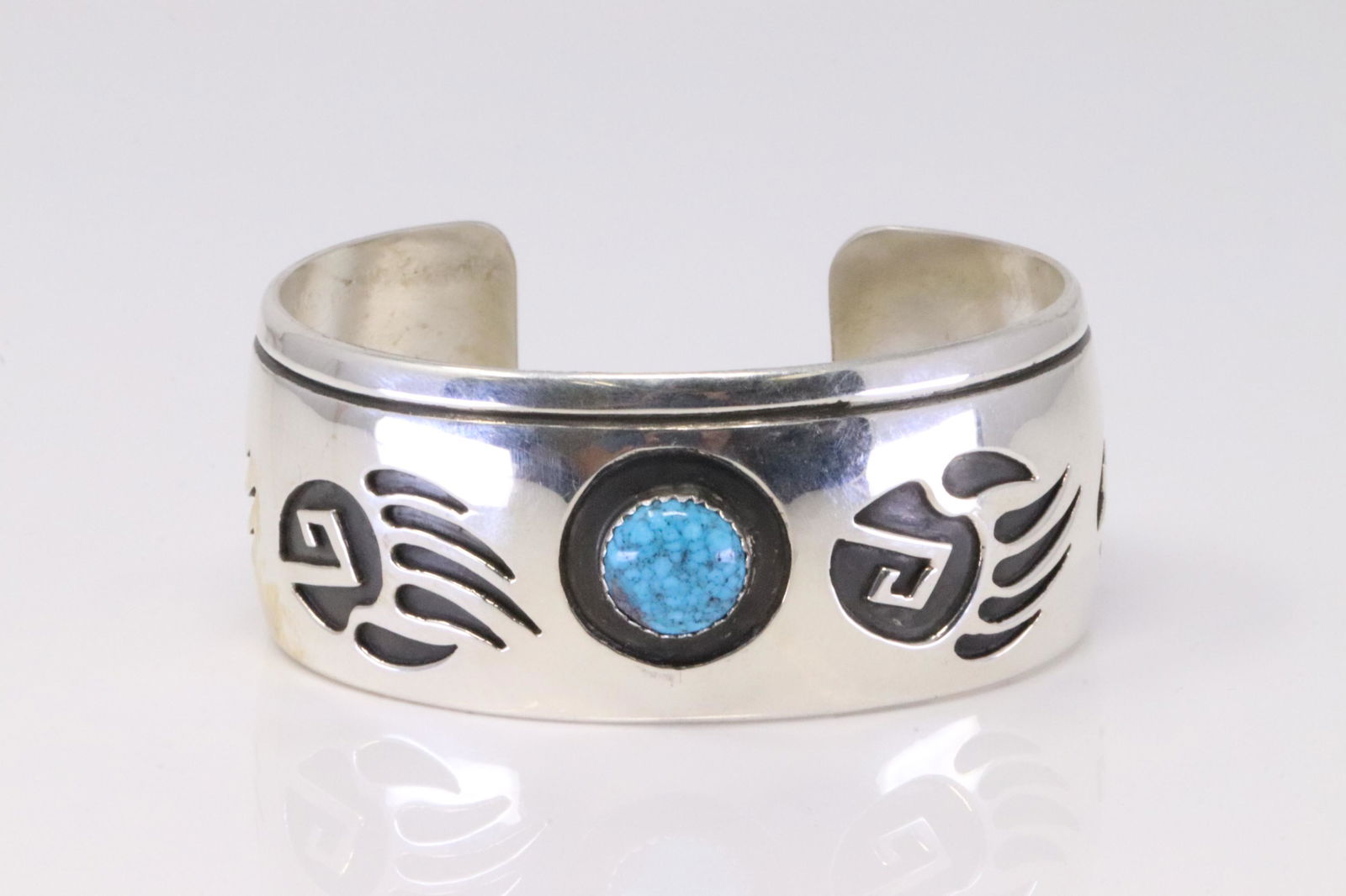 Native America Navajo Handmade Sterling Silver Bear Paw Turquoise Bracelet By Rosco Scott. (1 of 4)