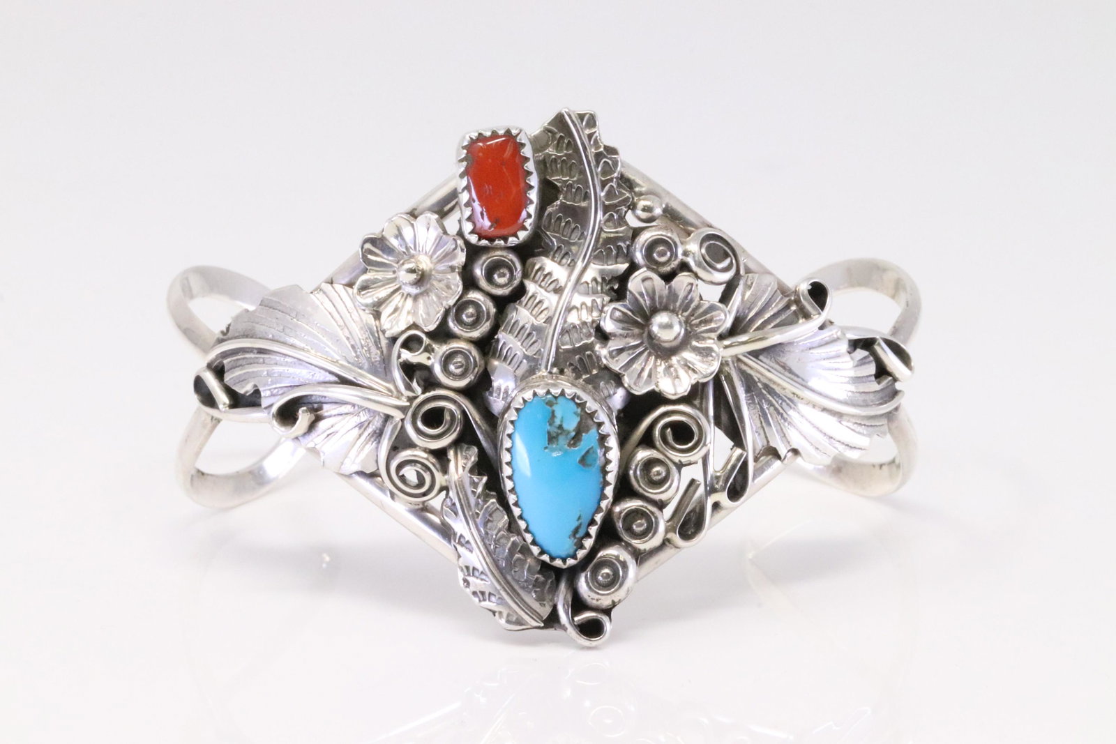 Native America Navajo Handmade Sterling Silver Coral / Turquoise Bracelet Leaf Cuff By Harry: This is a Native America Navajo Handmade Sterling Silver Coral / Turquoise Bracelet Leaf Cuff By Harry B.Yazzie.