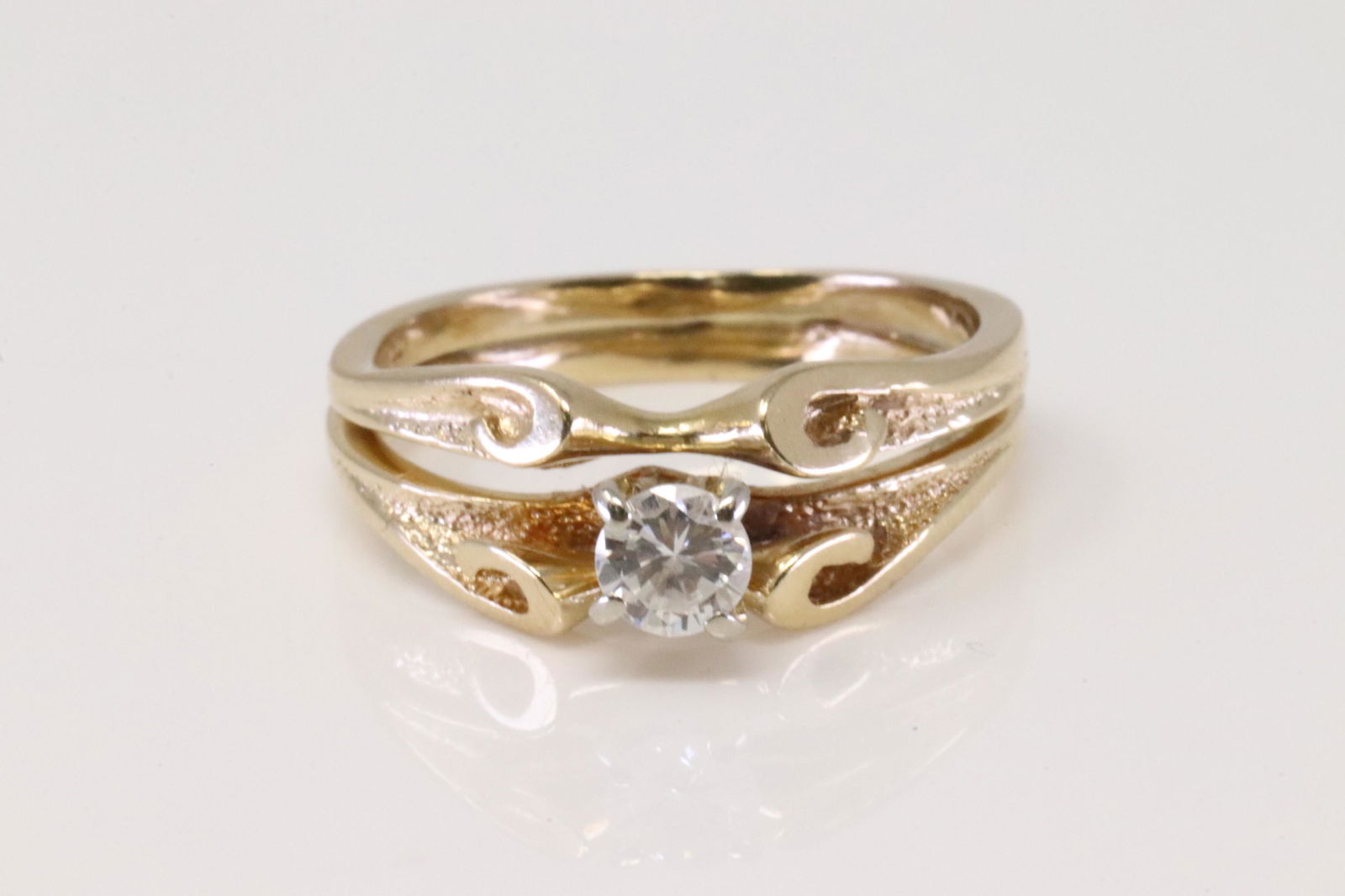 Ladies Yellow Gold Diamond Ring 14Kt. (1 of 4)