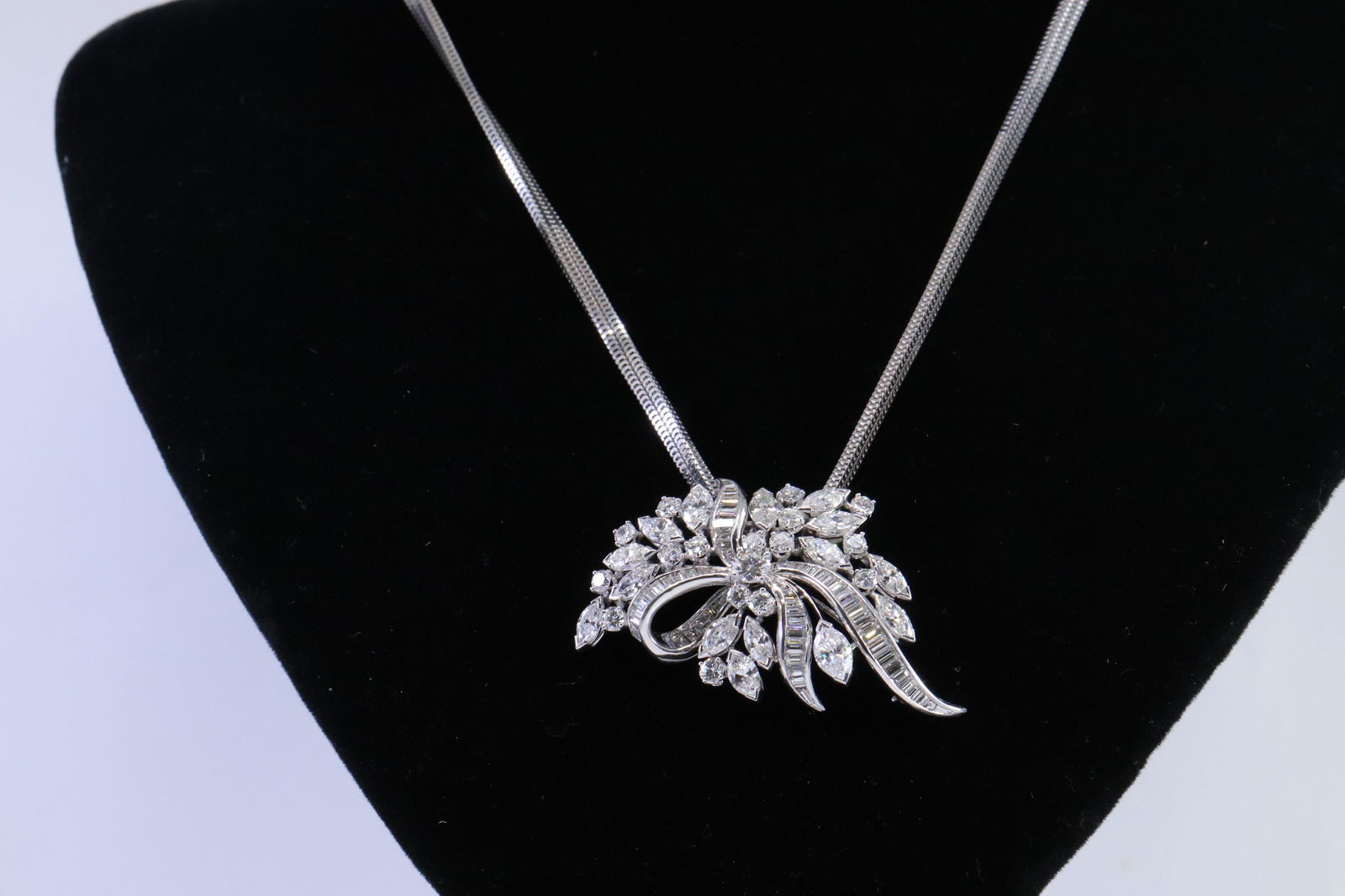 Platinum Art Deco Diamond Necklace / Brooch (1 of 7)