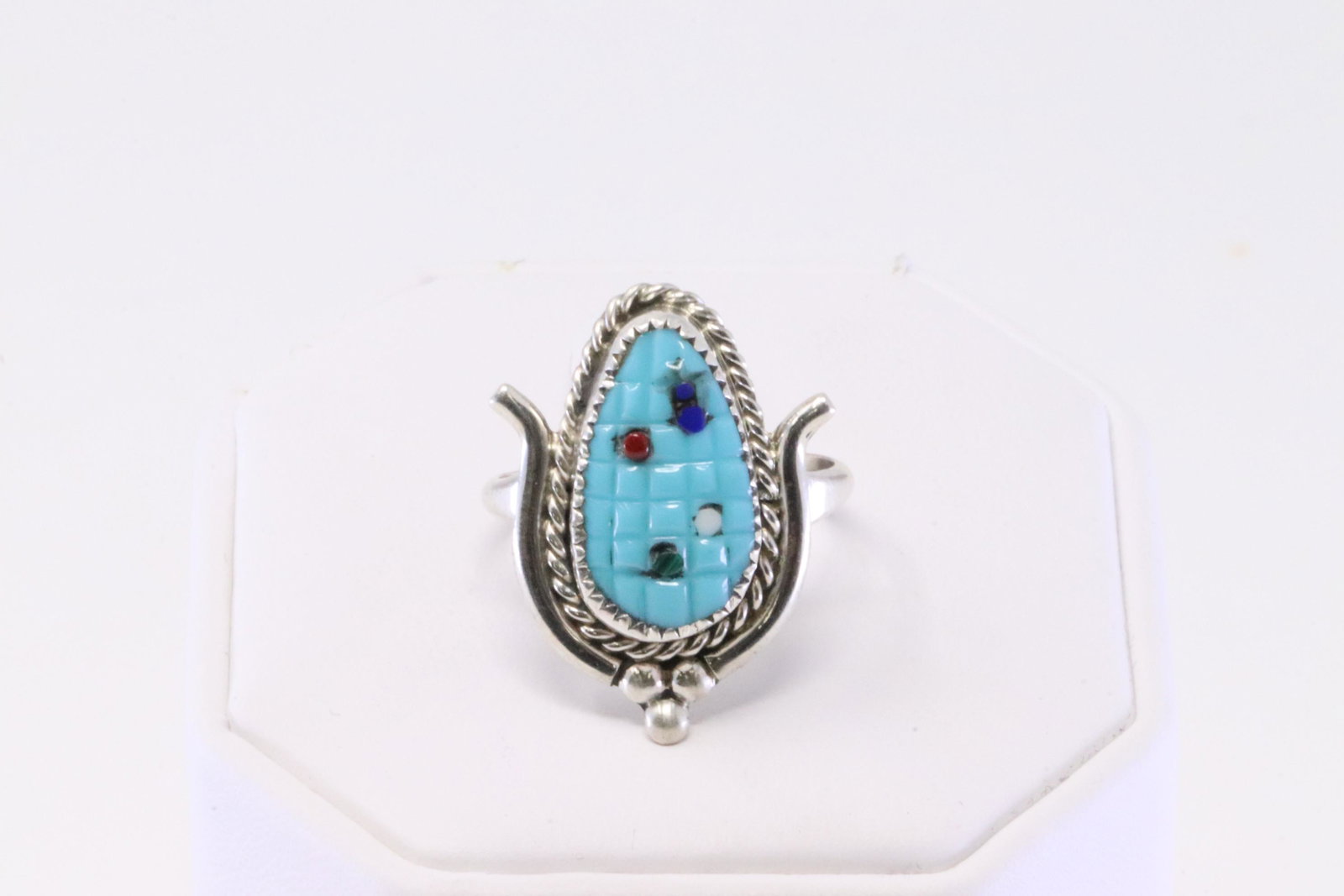 Native America Zuni Handmade Sterling Silver Turquoise Corn Ring By B.Etsate.: This is a Native America Zuni Handmade Sterling Silver Turquoise Corn Ring By B.Etsate. Ring size: 8.50.