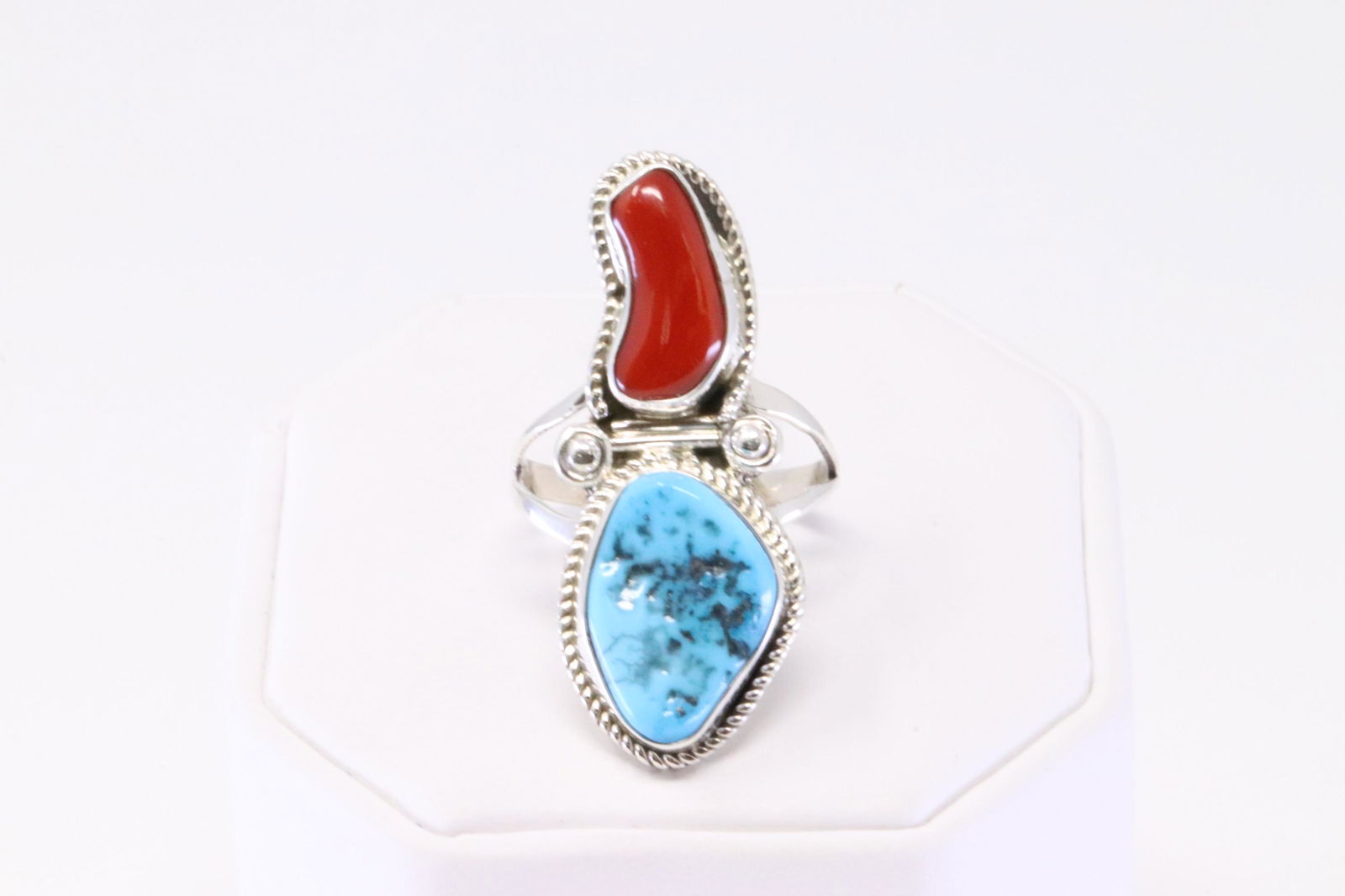 Native America Navajo Handmade Sterling Silver Coral / Turquoise Ring Cuff. (1 of 4)