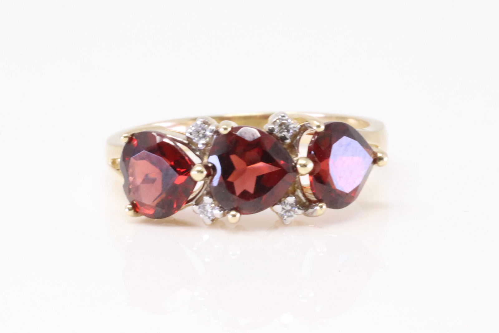 Garnet & Diamond Ring 14kt. (1 of 4)