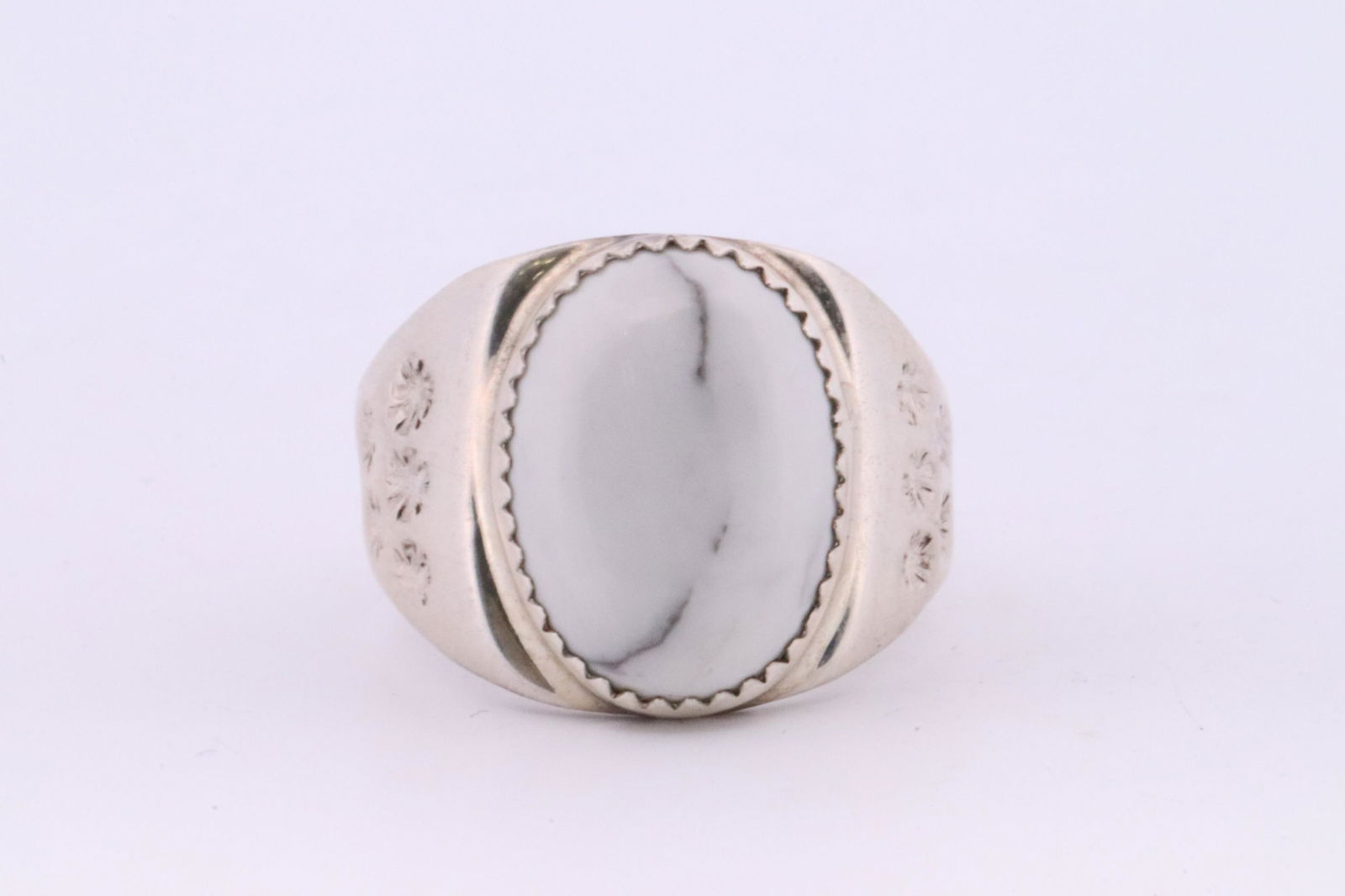 Native America Navajo Handmade Sterling Silver White Buffalo Ring By R. (1 of 4)