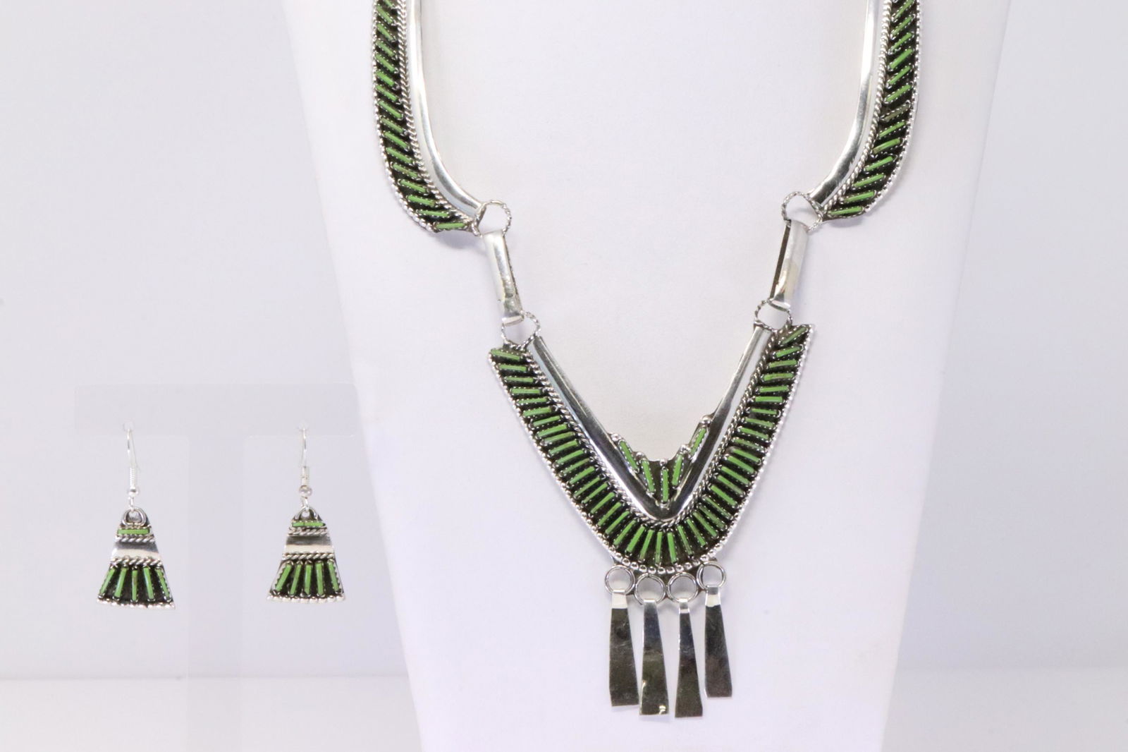 Native America Navajo Handmade Sterling Silver Green Stone Necklace & Earring's Set By Y. (1 of 6)