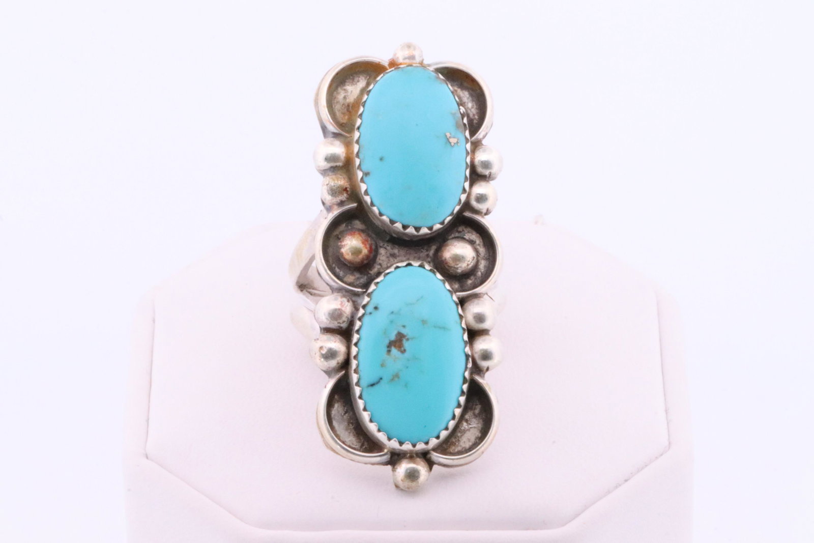 Native American Navajo Handmade Sterling Silver Turquoise Ring By Rena Shelly.: This is a Native American Navajo Handmade Sterling Silver Turquoise Ring By Rena Shelly. Ring size: 6.50. Total weight: 18.1 Grams.