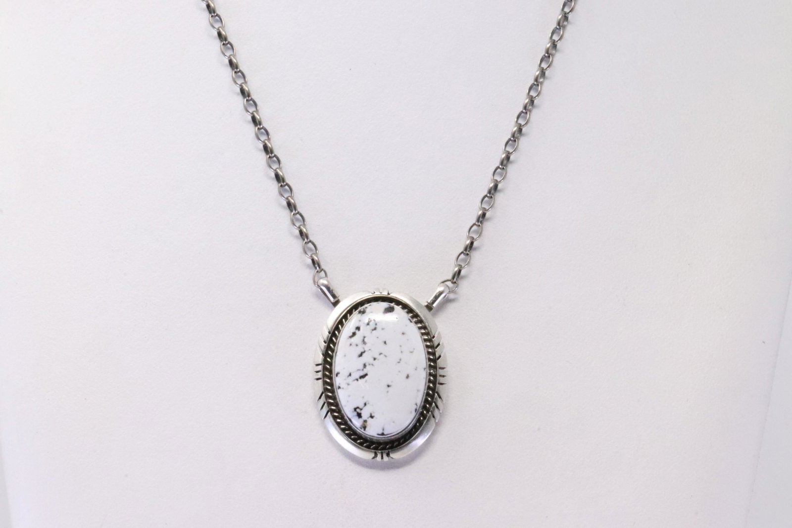 Native American Navajo Handmade Sterling Silver White Fuffalo Necklace By Alfred Martinez.: This is a Native American Navajo Handmade Sterling Silver White Fuffalo Necklace By Alfred Martinez. Necklace length: 16.00"