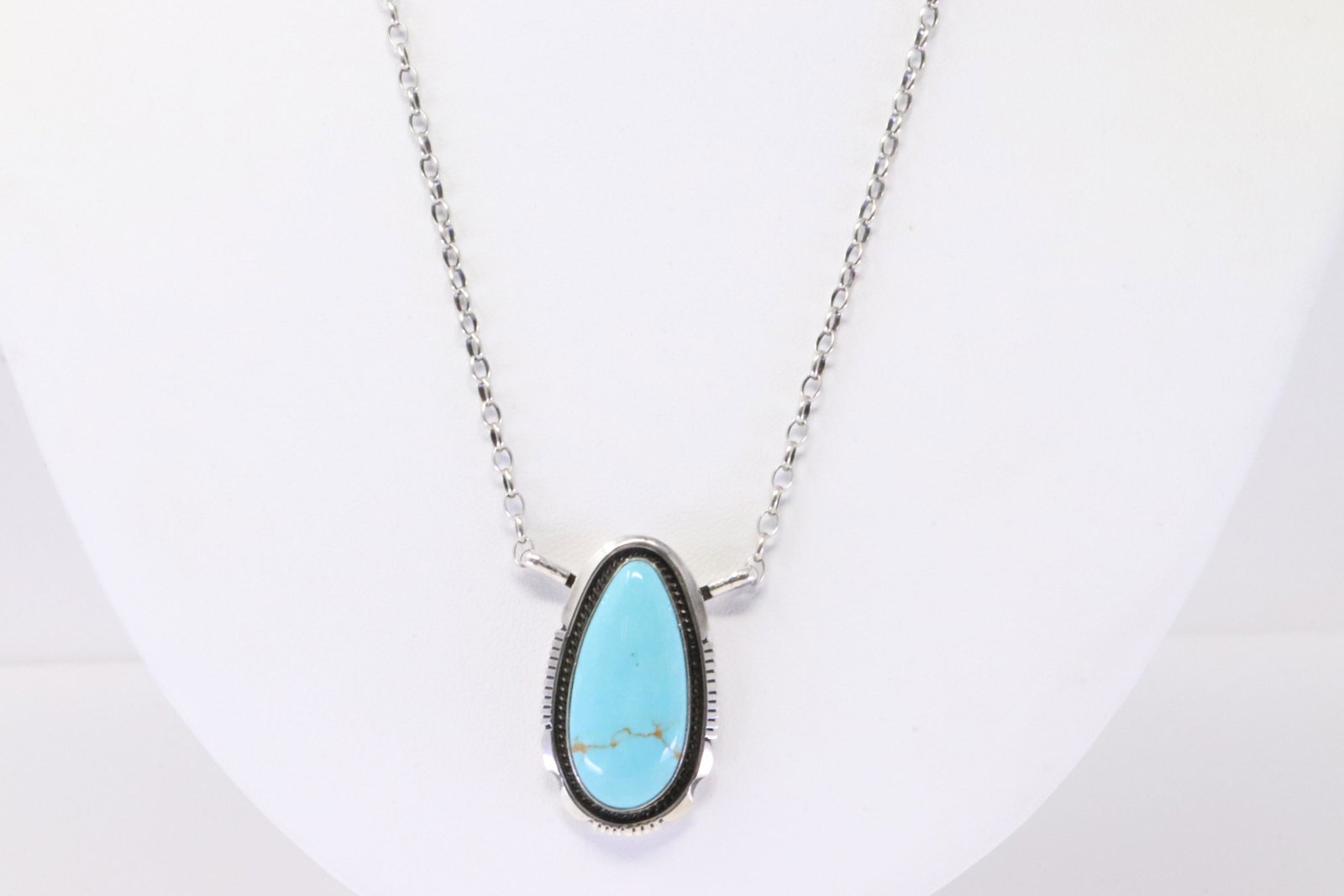 Native American Navajo Handmade Sterling Silver Kingman Turquoise Necklace By Alfred Martinez.: This is a Native American Navajo Handmade Sterling Silver Kingman Turquoise Necklace By Alfred Martinez. Necklace length: 16.00"