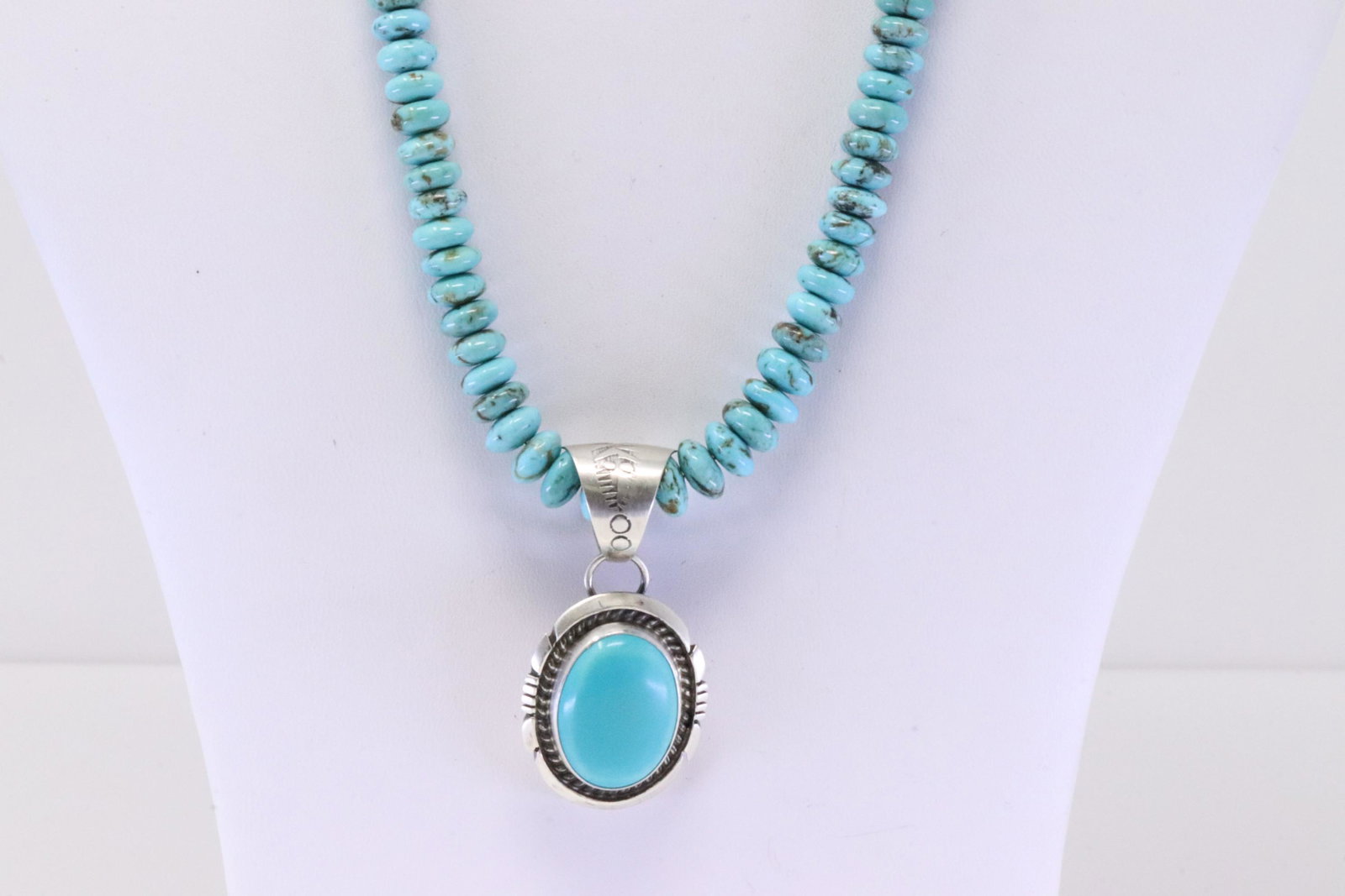 Native America Navajo Handmade Sterling Silver Kingman Turquoise Pendant & Necklace By Alfred: This is a Native America Navajo Handmade Sterling Silver Kingman Turquoise Pendant & Necklace By Alfred Martinez. Necklace length: 18.00"