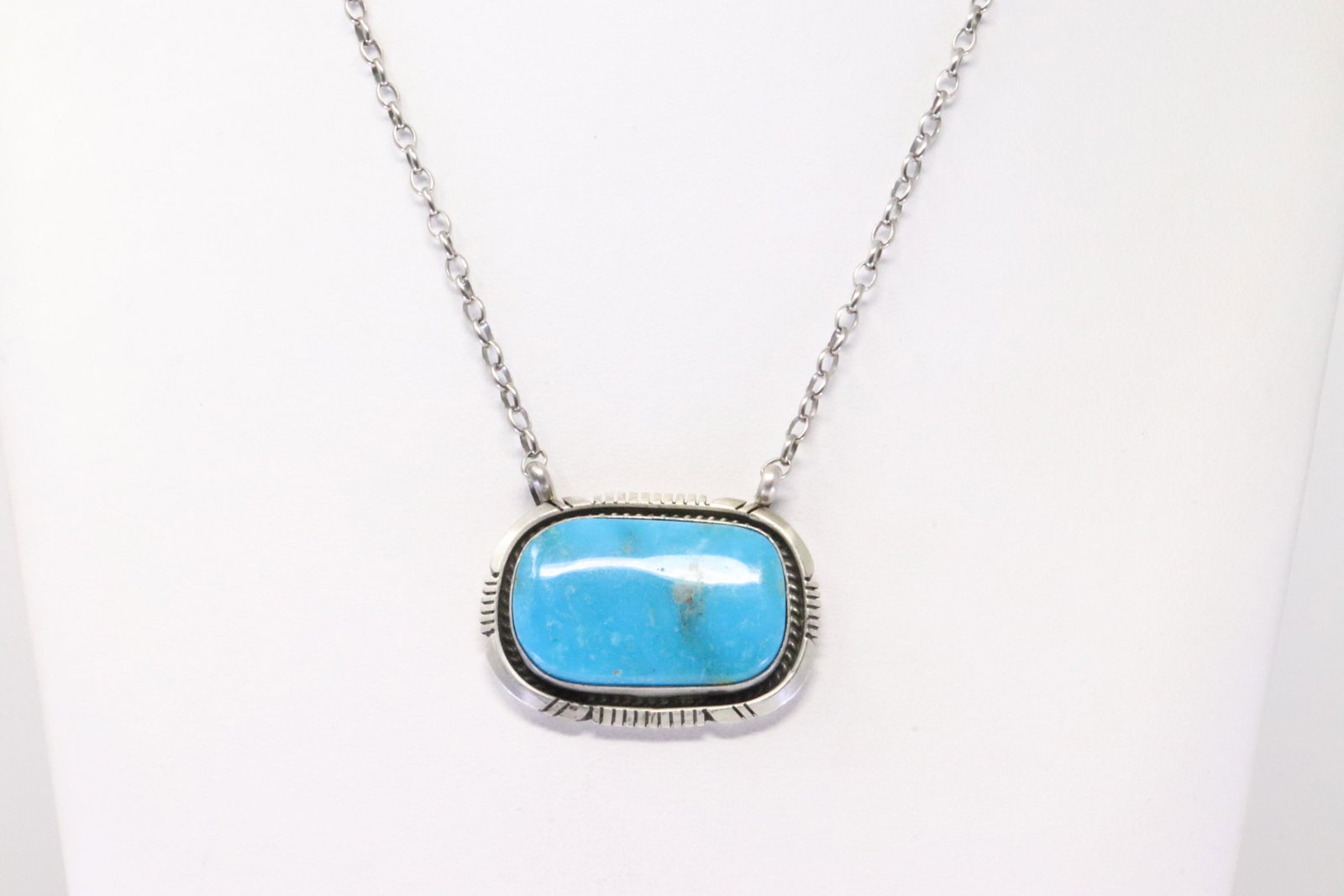 Native America Navajo Handmade Sterling Silver Kingman Turquoise Necklace By Alfred Martinez.: This is a Native America Navajo Handmade Sterling Silver Kingman Turquoise Necklace By Alfred Martinez. Necklace length: 16.00"