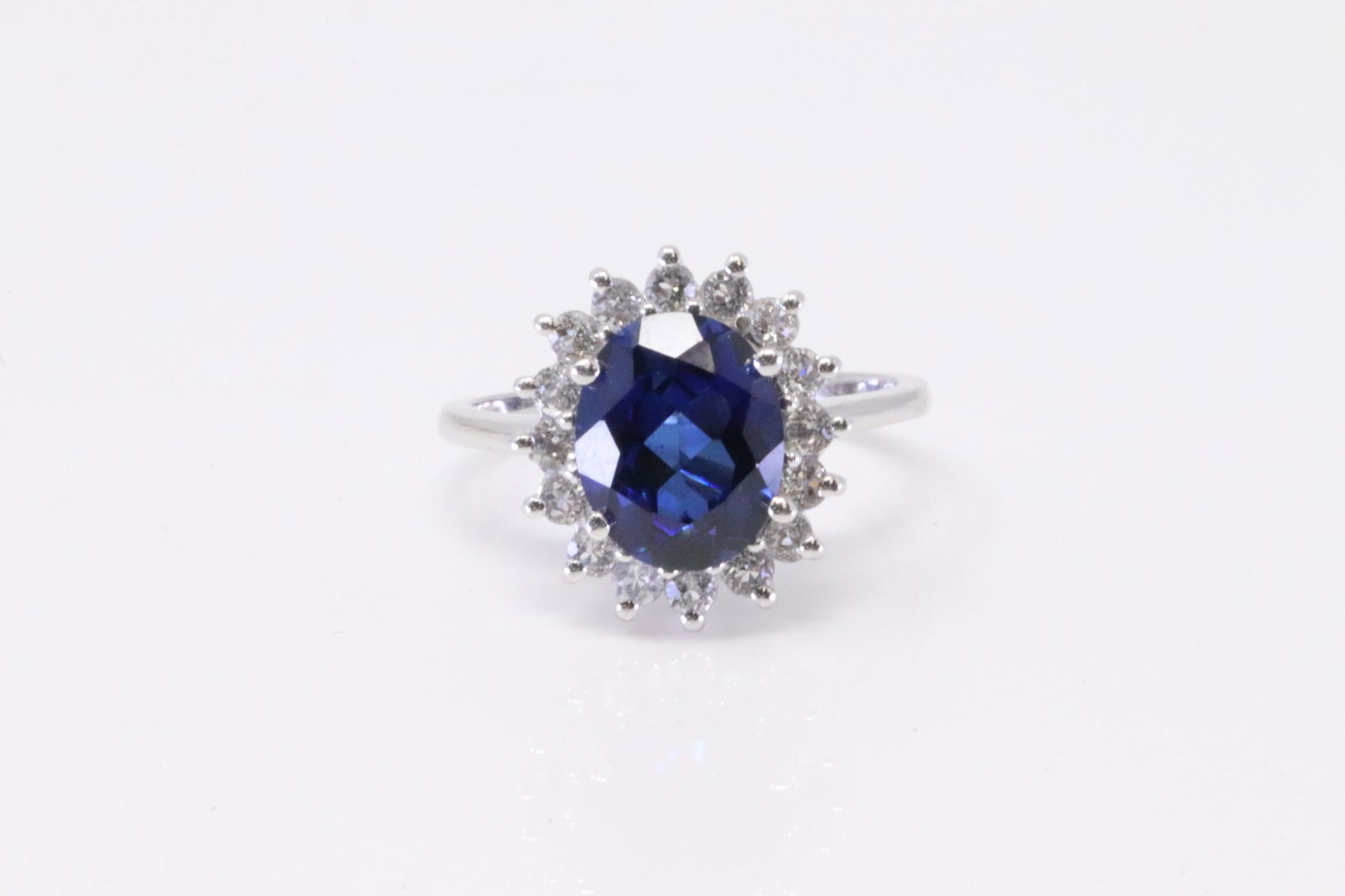 Sapphire & Diamond Ring 10Kt. (1 of 4)