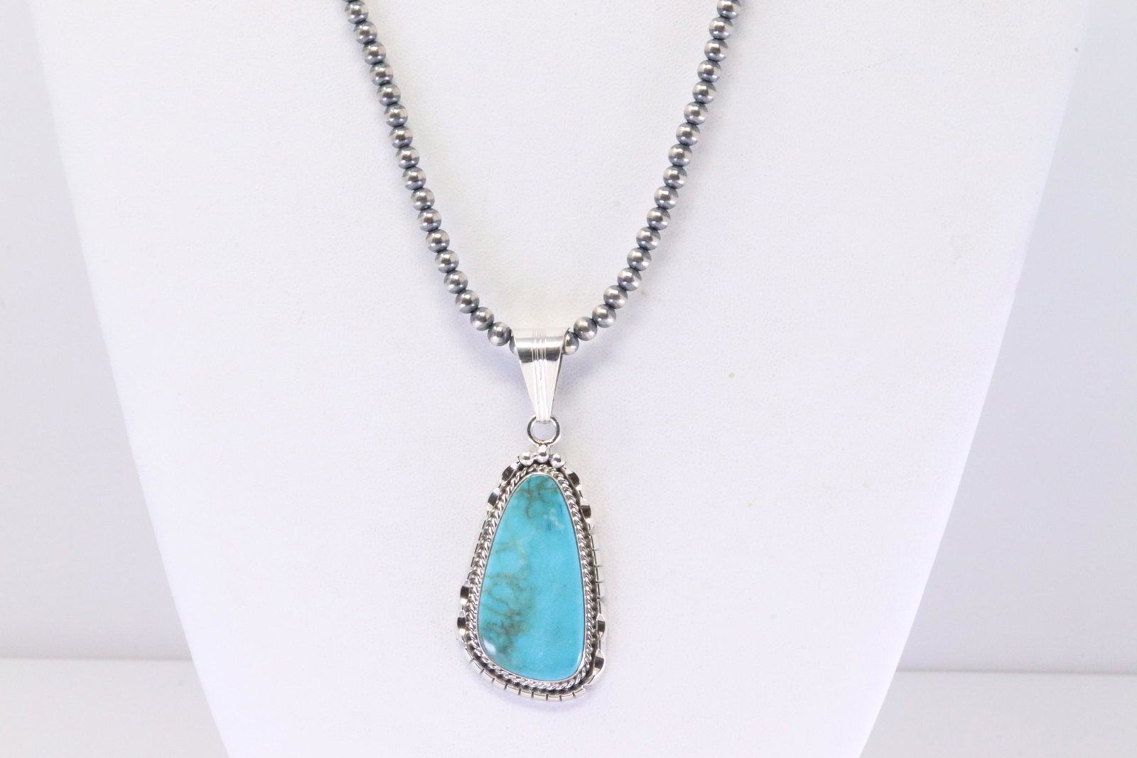 Native America Navajo Handmade Sterling Silver Turquoise Pendant & Beaded Necklace By Samuel: This is a Native America Navajo Handmade Sterling Silver Turquoise Pendant & Beaded Necklace By Samuel Yellowhair. Necklace length: 22.00"