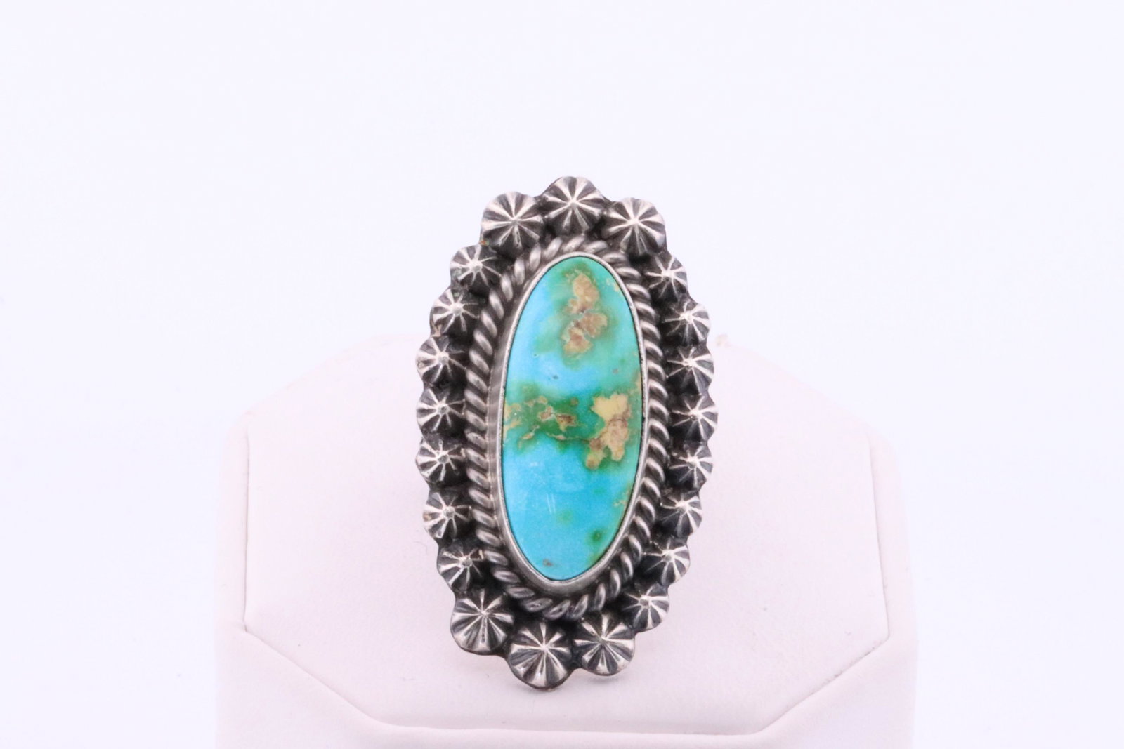 Native America Navajo Handmade Sterling Silver Sonora Gold Turquoise Ring By D.R.: This is a Native America Navajo Handmade Sterling Silver Sonora Gold Turquoise Ring By D.R. Ring size: 7.00.