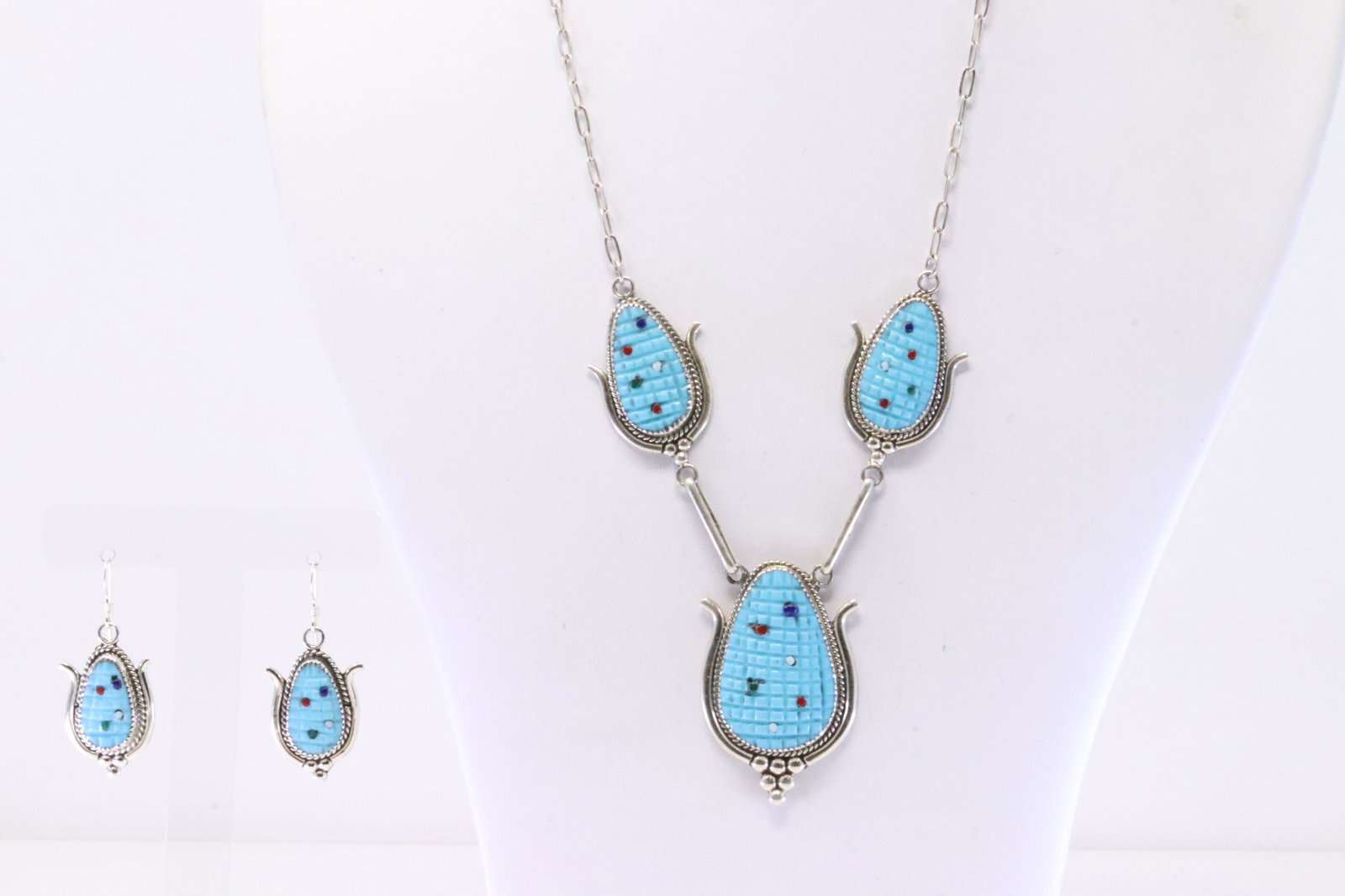 Native America Zuni Handmade Sterling Silver Turquoise Corn Necklace & Earring's Set By Ber Etsate.: This is a Native America Zuni Handmade Sterling Silver Turquoise Corn Necklace & Earring's Set By Ber Etsate. Necklace length: 18.00"