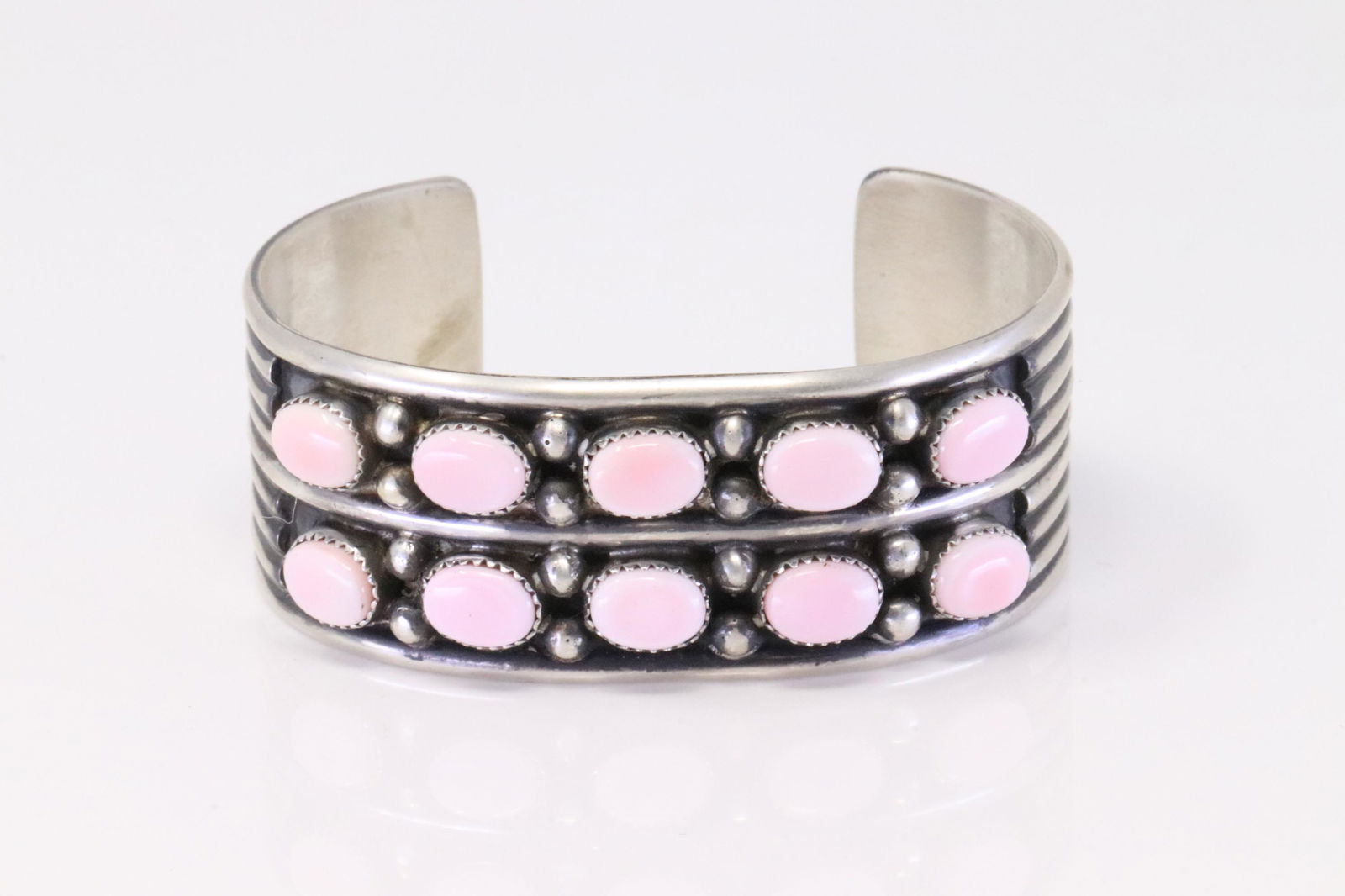 Native America Navajo Handmade Sterling Silver Pink Shell Concho Bracelet Cuff By Paul Largo. (1 of 4)