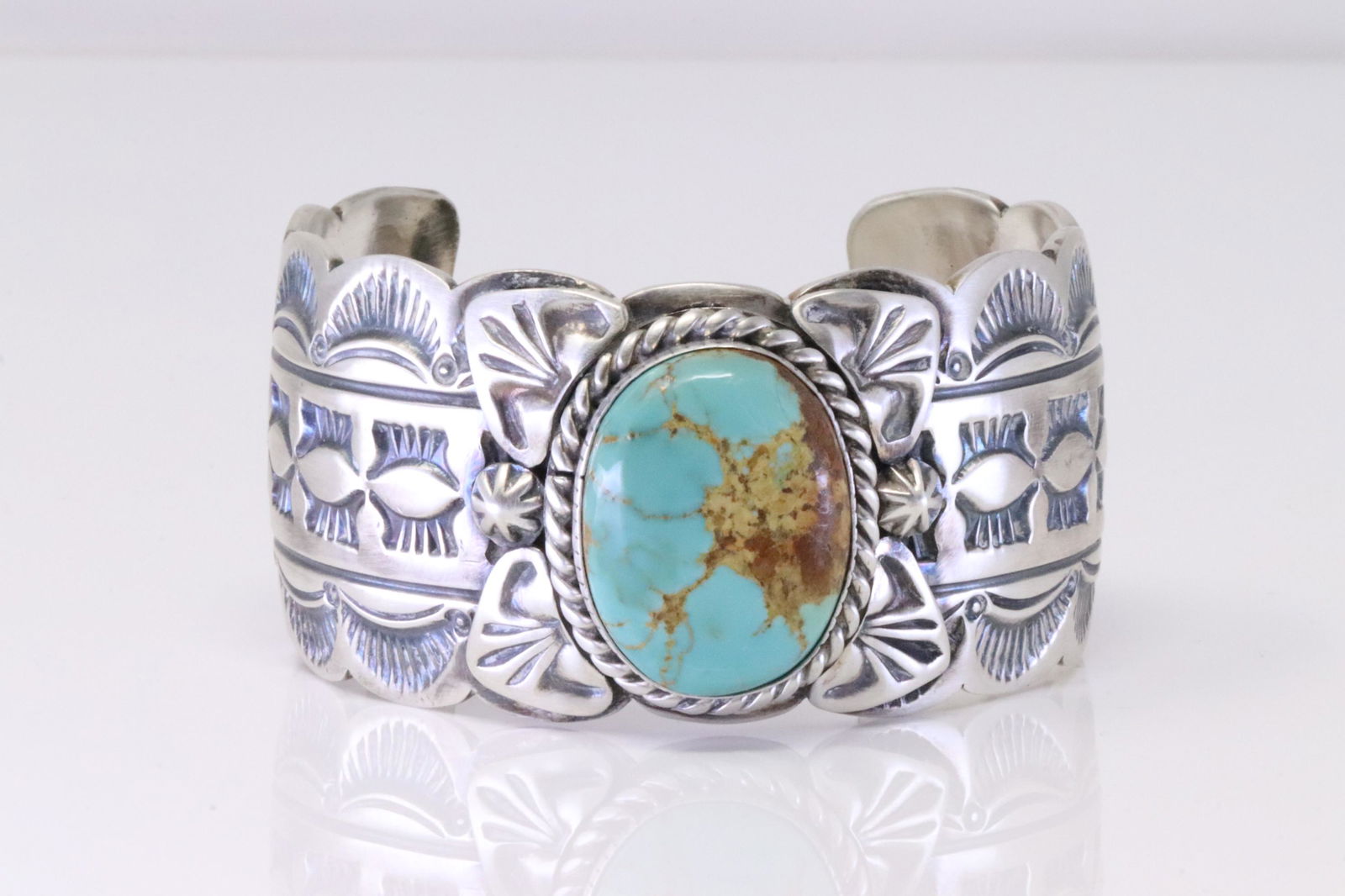 Native America Navajo Handmade Sterling Silver Turquoise Bracelet Cuff By Victor Thompson. (1 of 4)