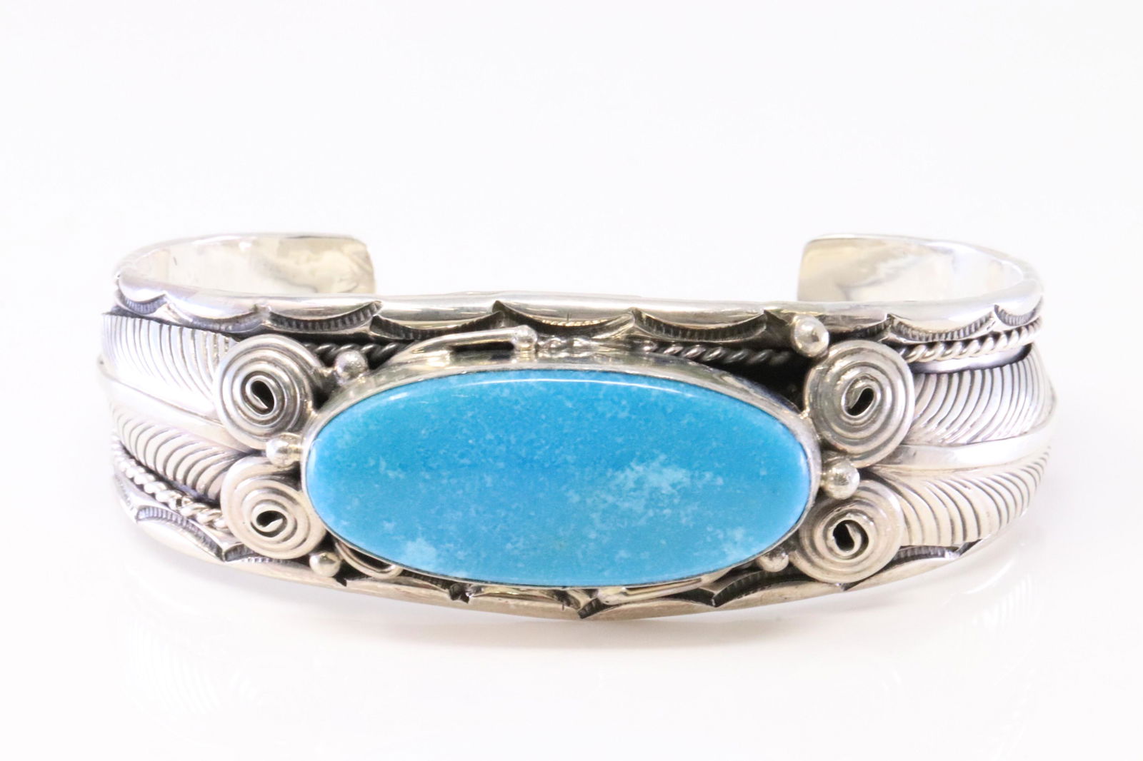 Native America Navajo Handmade Sterling Silver Turquoise Bracelet By Darrell Morgan. (1 of 4)