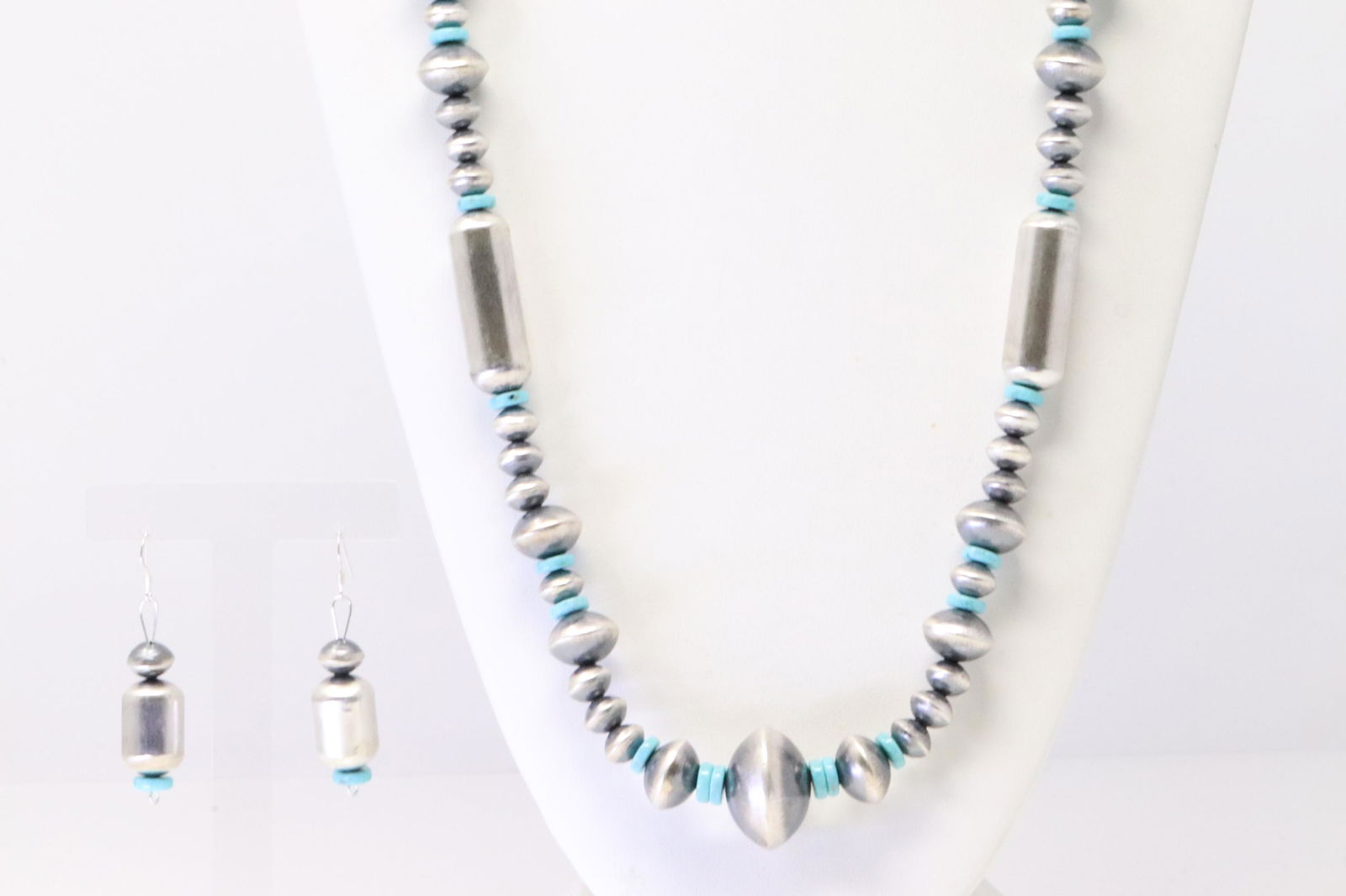 Sterling Silver Turquoise & Beaded Necklace & Earring's Set. (1 of 5)