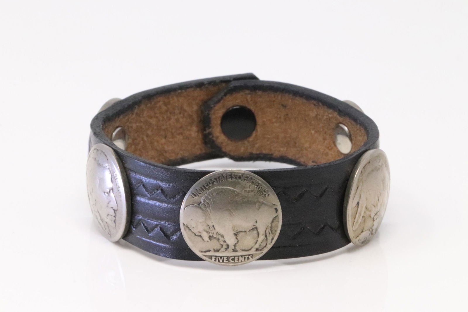 Native America Navajo Sterling Silver Buffalo Nickel Leather Bracelet. (1 of 4)