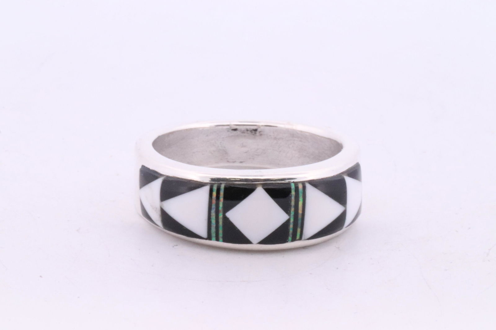 Native America Navajo Sterling Silver Multi-Color Inlay Ring.: This is a Native America Navajo Sterling Silver Multi-Color Inlay Ring. Ring size: 10.25.