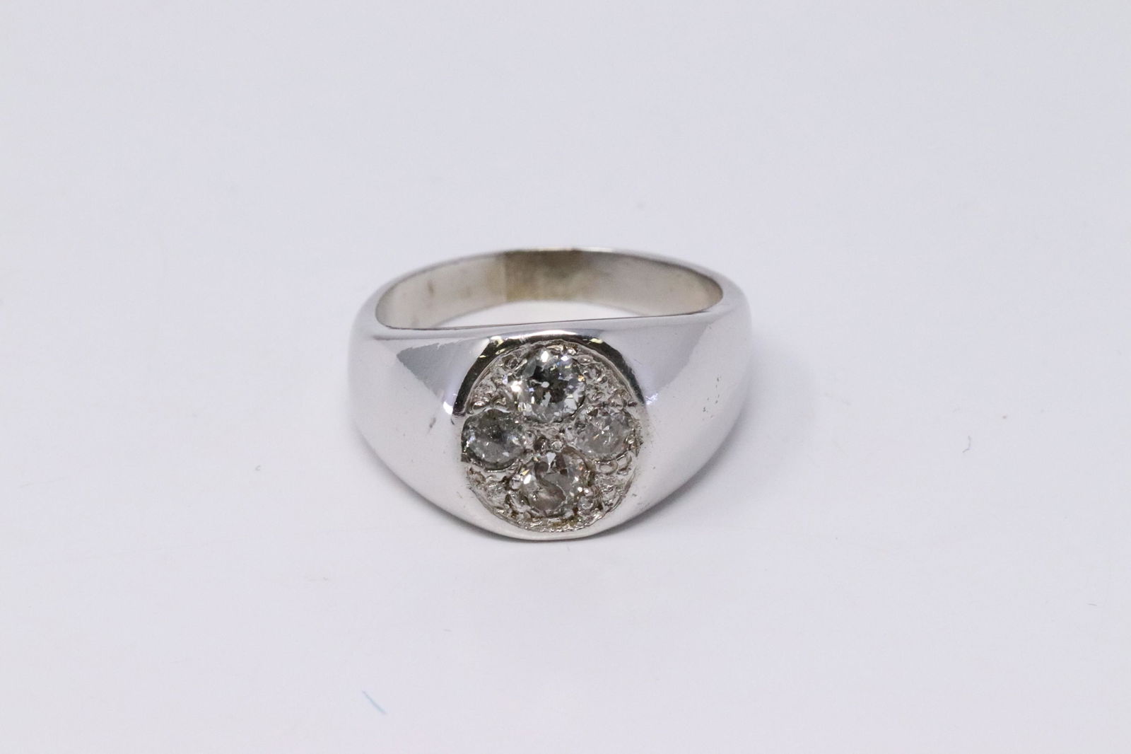 14kt White Gold Diamonds Men's Ring. (1 of 4)