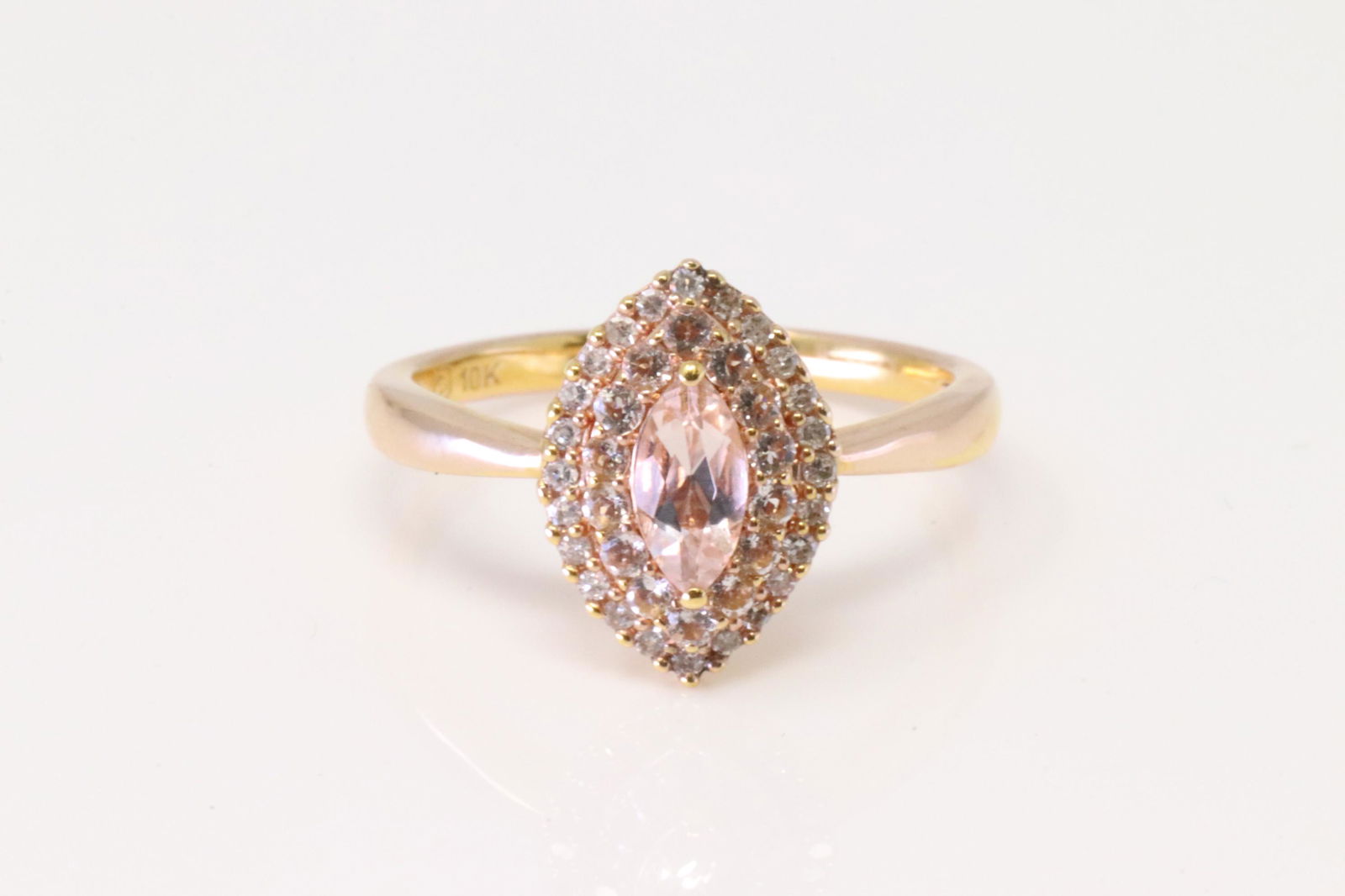 Morganite & Diamond Ring (1 of 4)