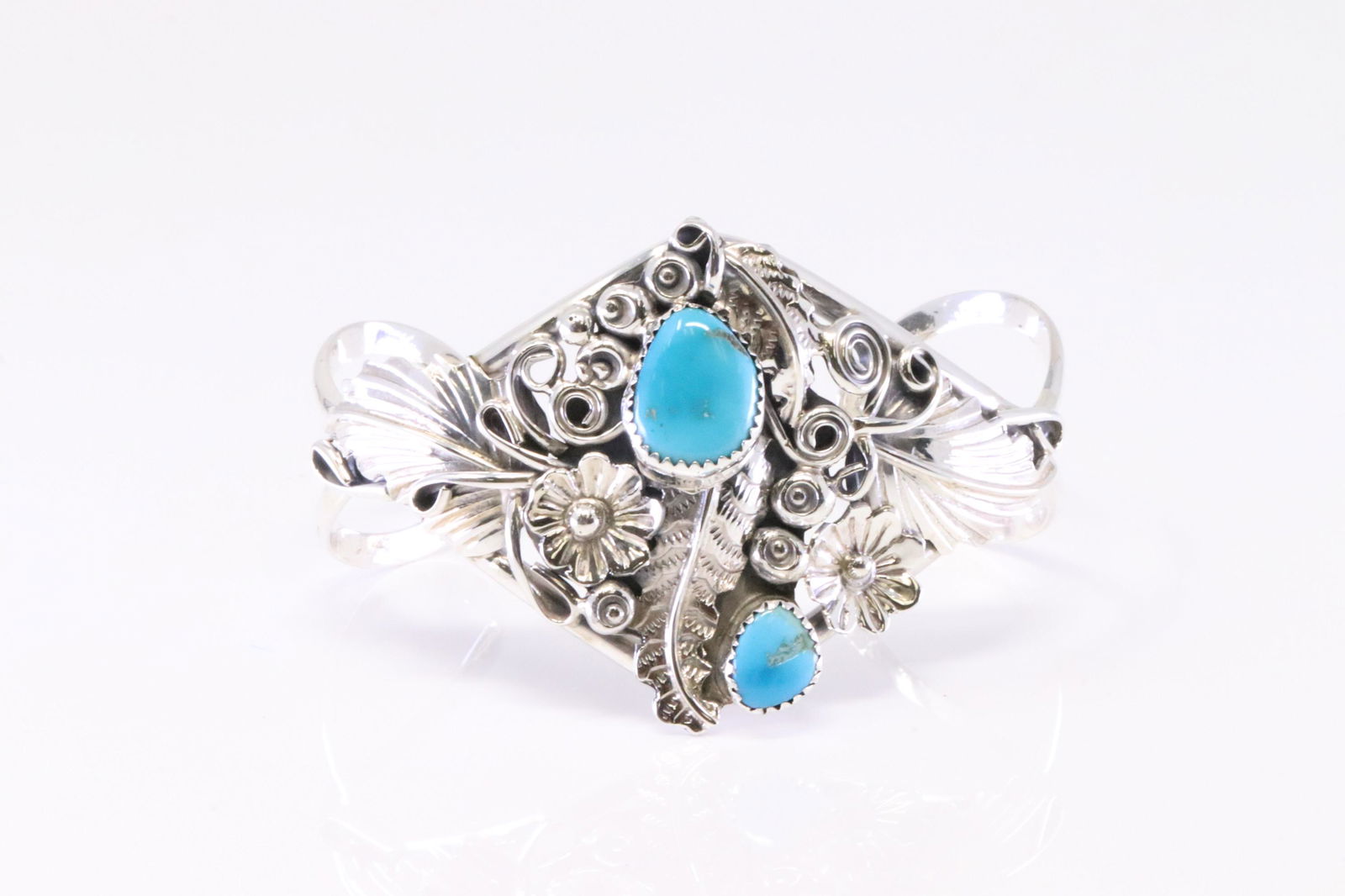 Native America Navajo Sterling Silver Turquoise Bracelet Cuff By Harry B. Yazzie. (1 of 4)