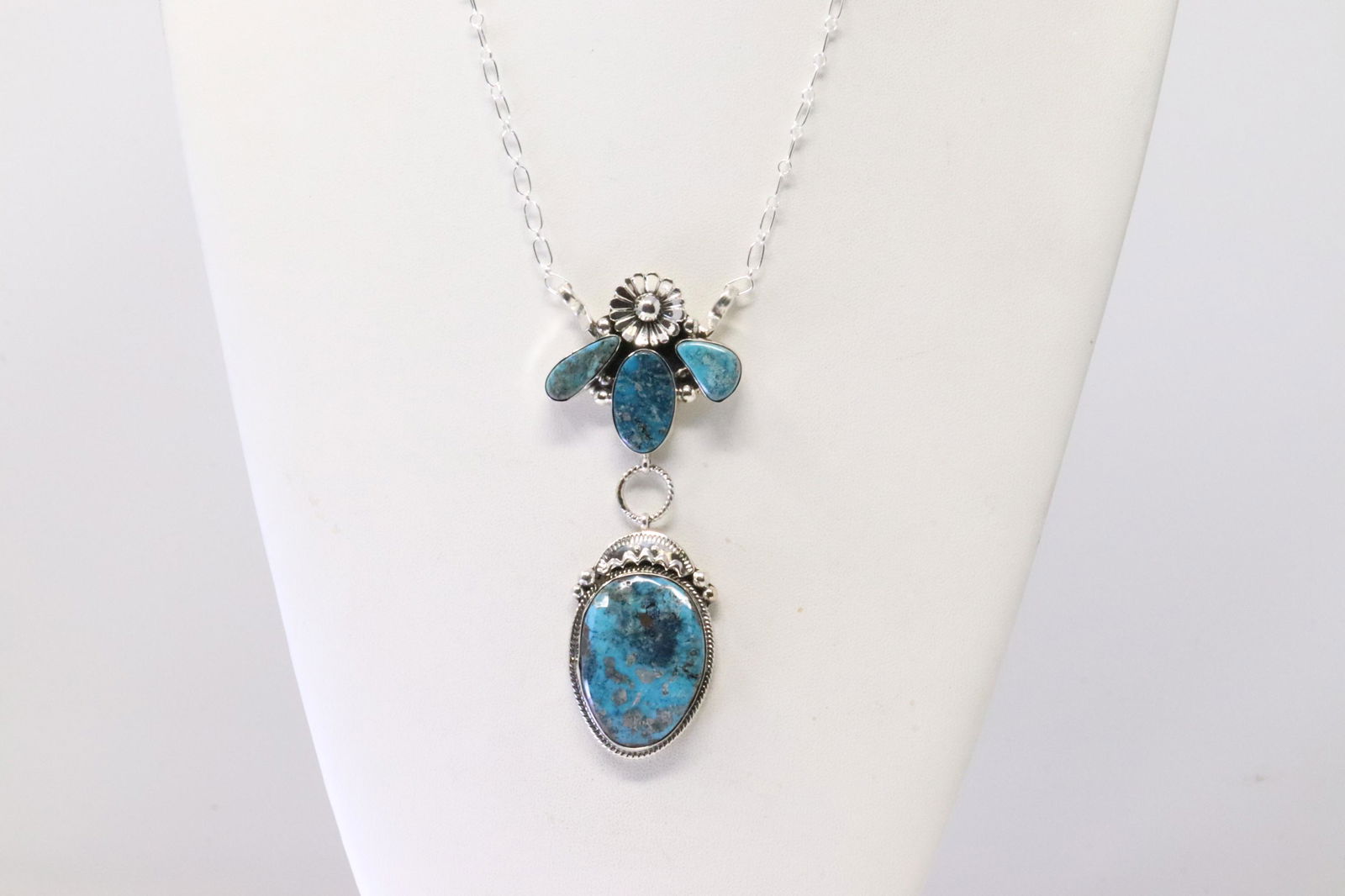 Native America Navajo Sterling Silver Turquoise Necklace By Eddie Chaco. (1 of 4)