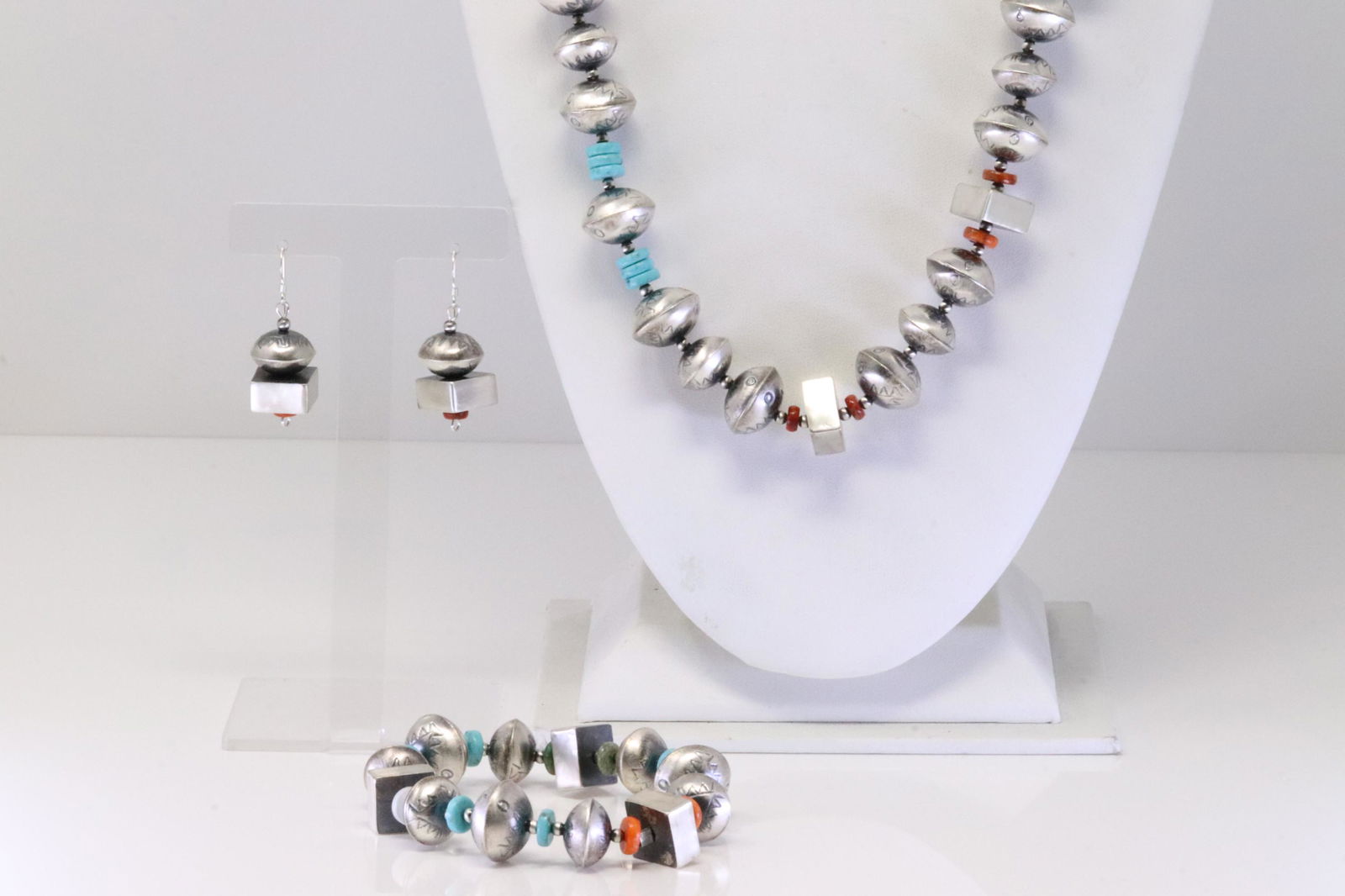 Native American Navajo Sterling Silver Spiny Oyster & Turquoise Beach Beaded Necklace / Earring's & (1 of 7)