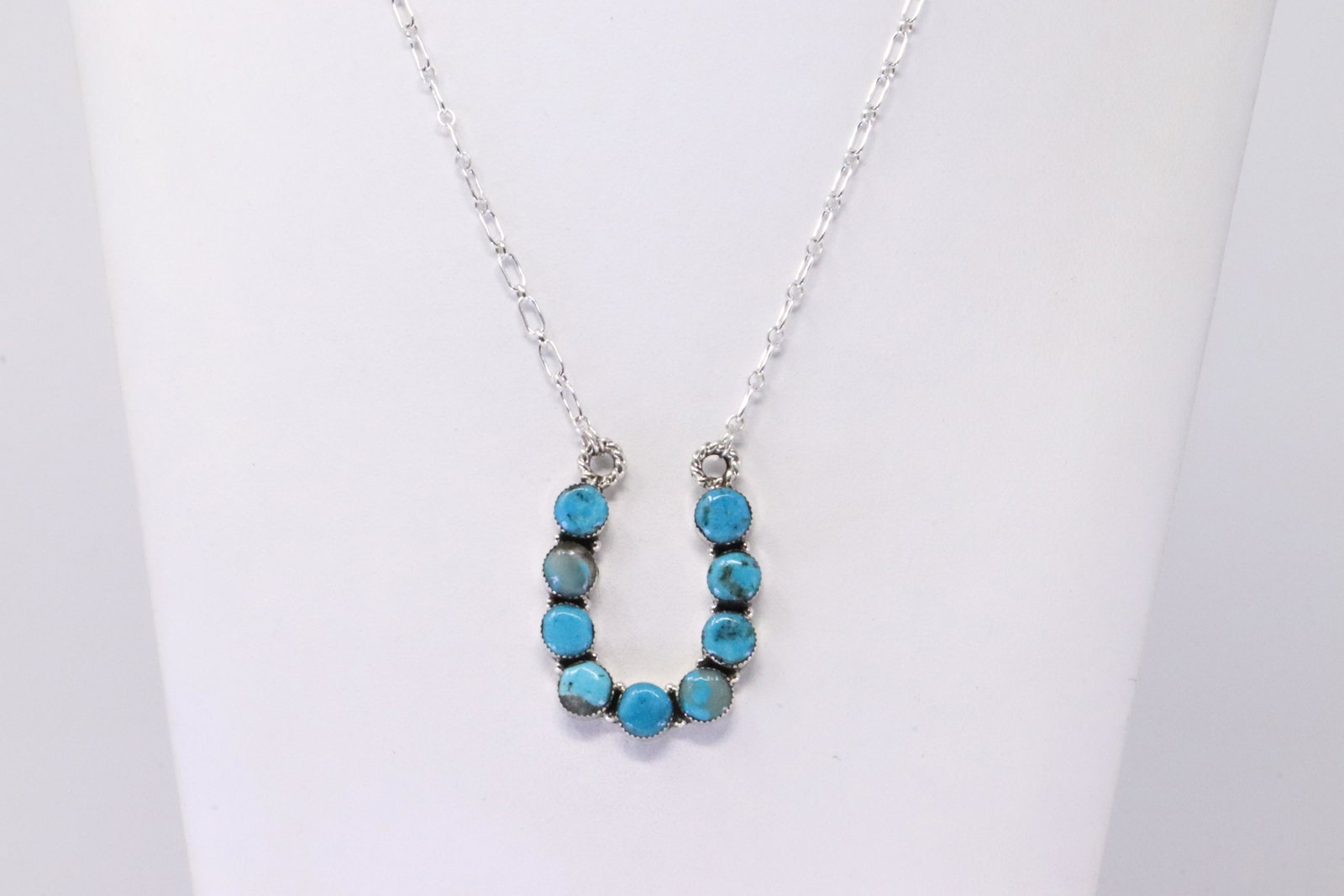 Native America Navajo Sterling Silver Turquoise Necklace By Saddy Jim.: This is a Native America Navajo Sterling Silver Turquoise Necklace By Saddy Jim. Necklace length: 18.00"