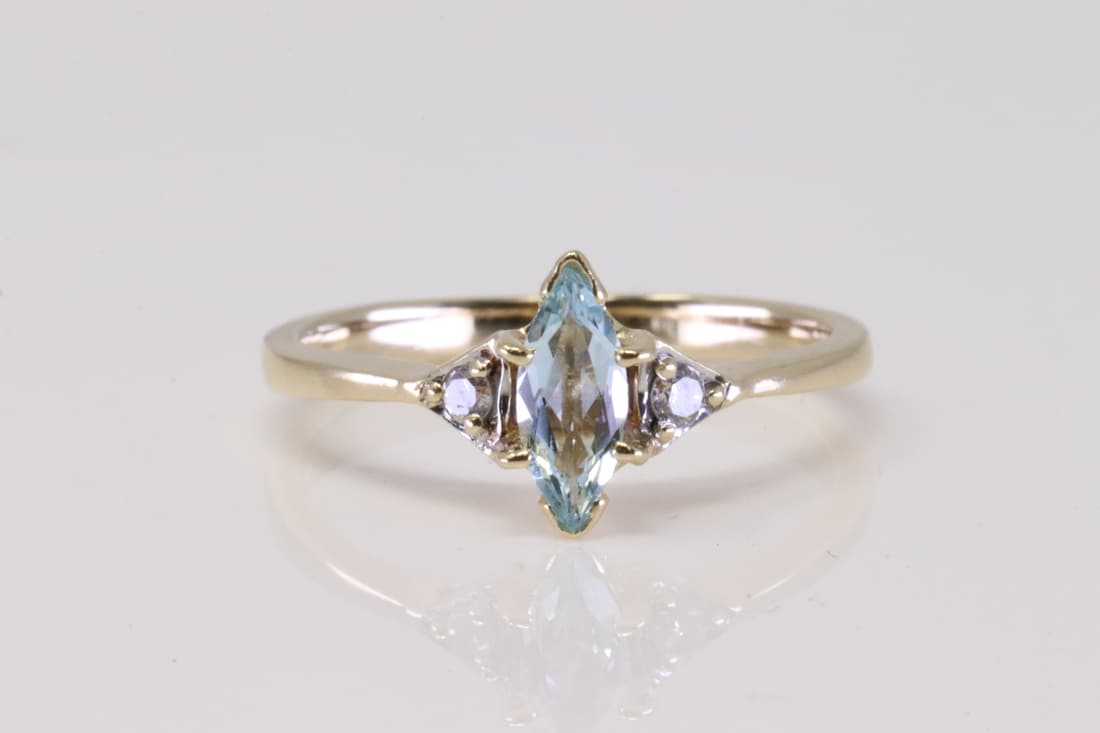 Aquamarine & Diamond Ring 14Kt. (1 of 4)
