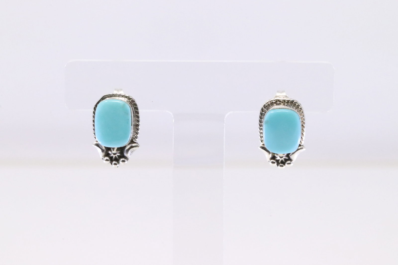 Native America Navajo Sterling Silver Turquoise Post Earring's By Etta Larry.: This is a Native America Navajo Sterling Silver Turquoise Post Earring's By Etta Larry.