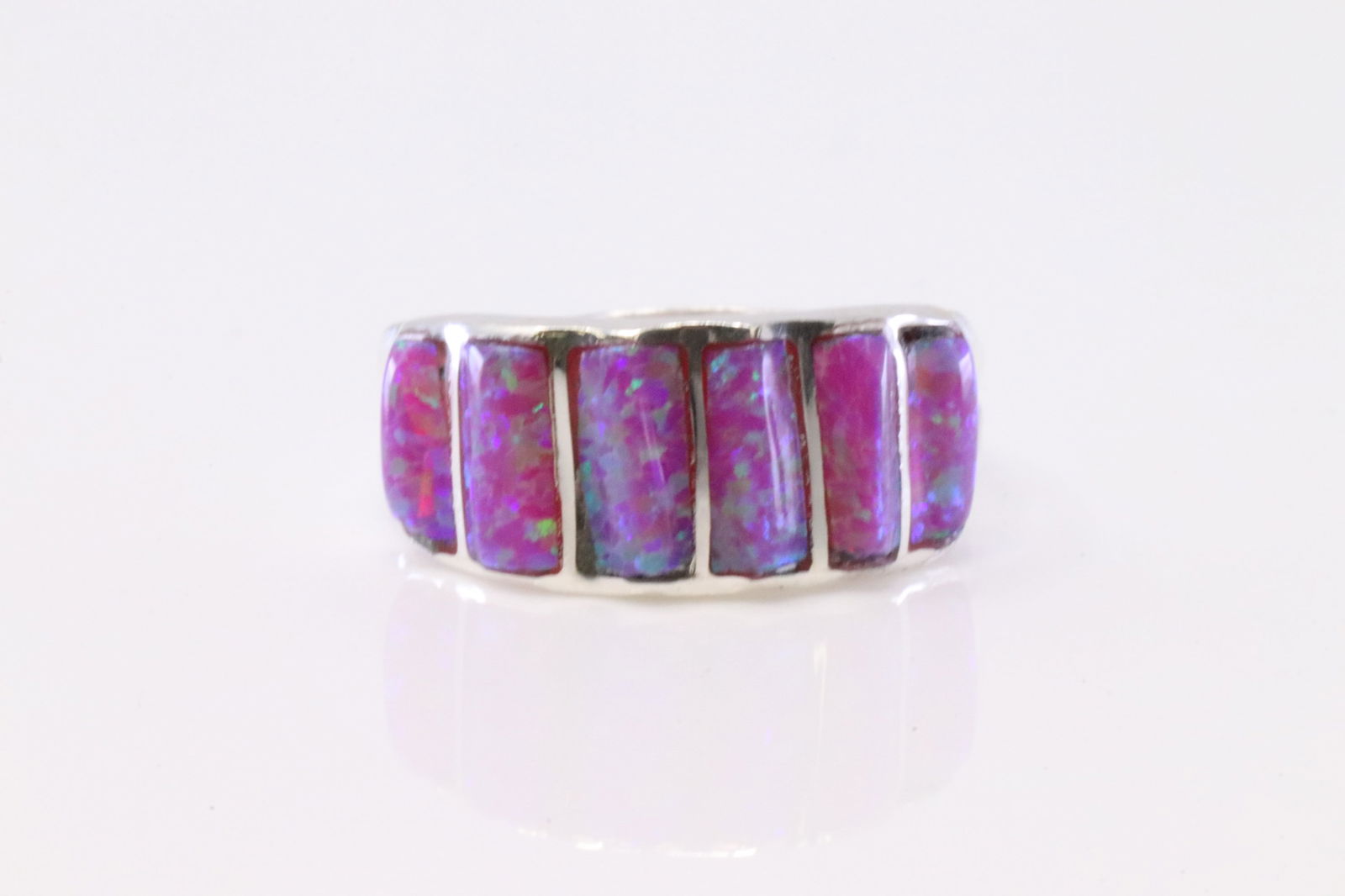 Native America Navajo Sterling Silver Synthetic Opal Ring. (1 of 4)