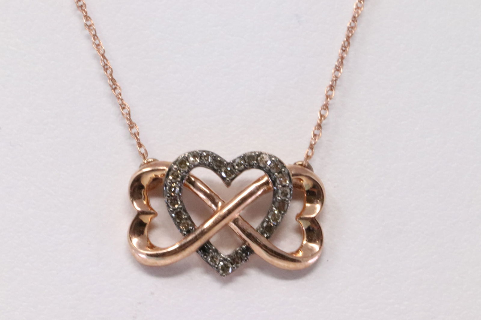 Ladies Rose Gold Diamond Ring (1 of 2)