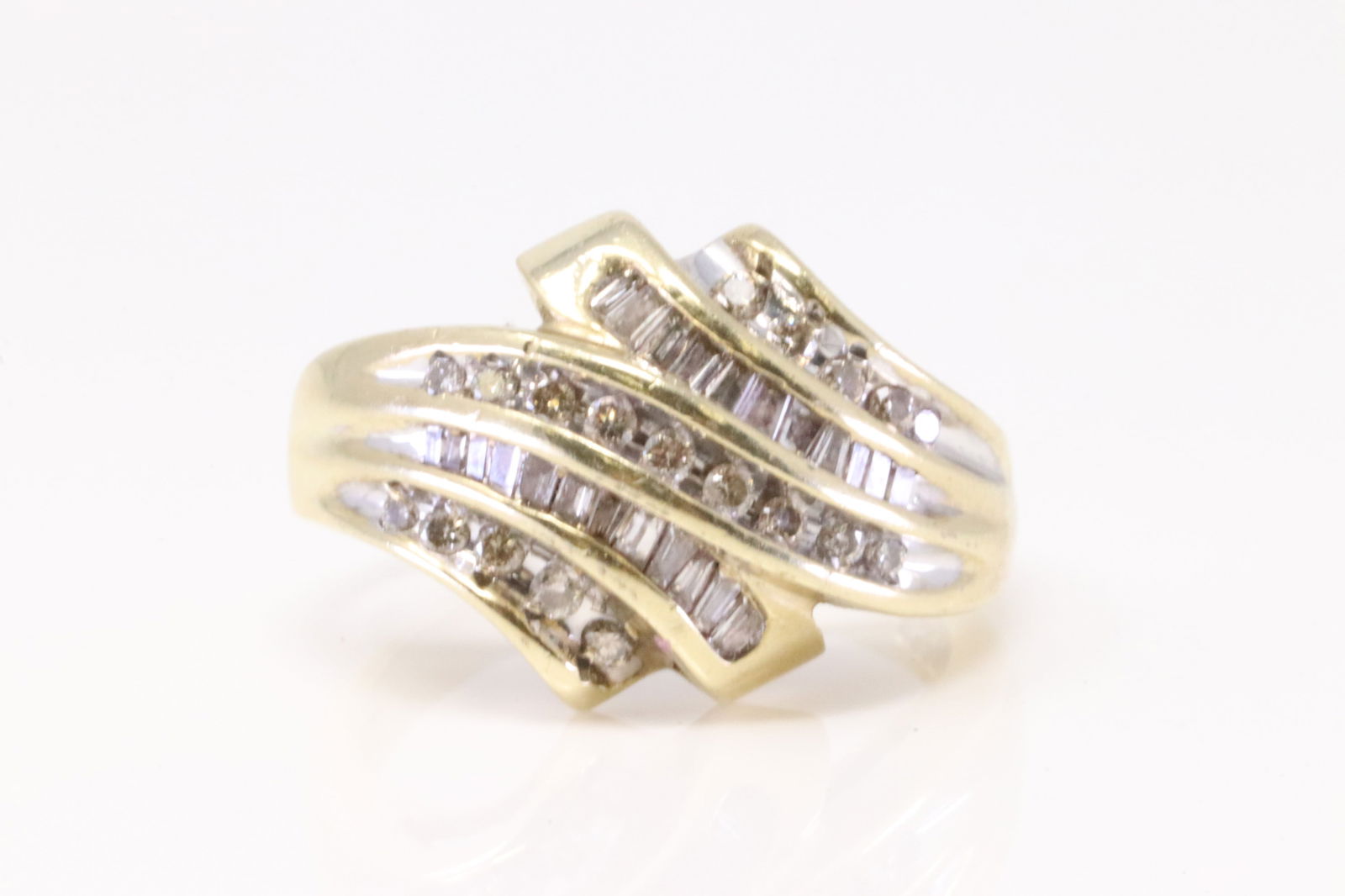 Vintage Diamond Ring 10Kt. (1 of 4)