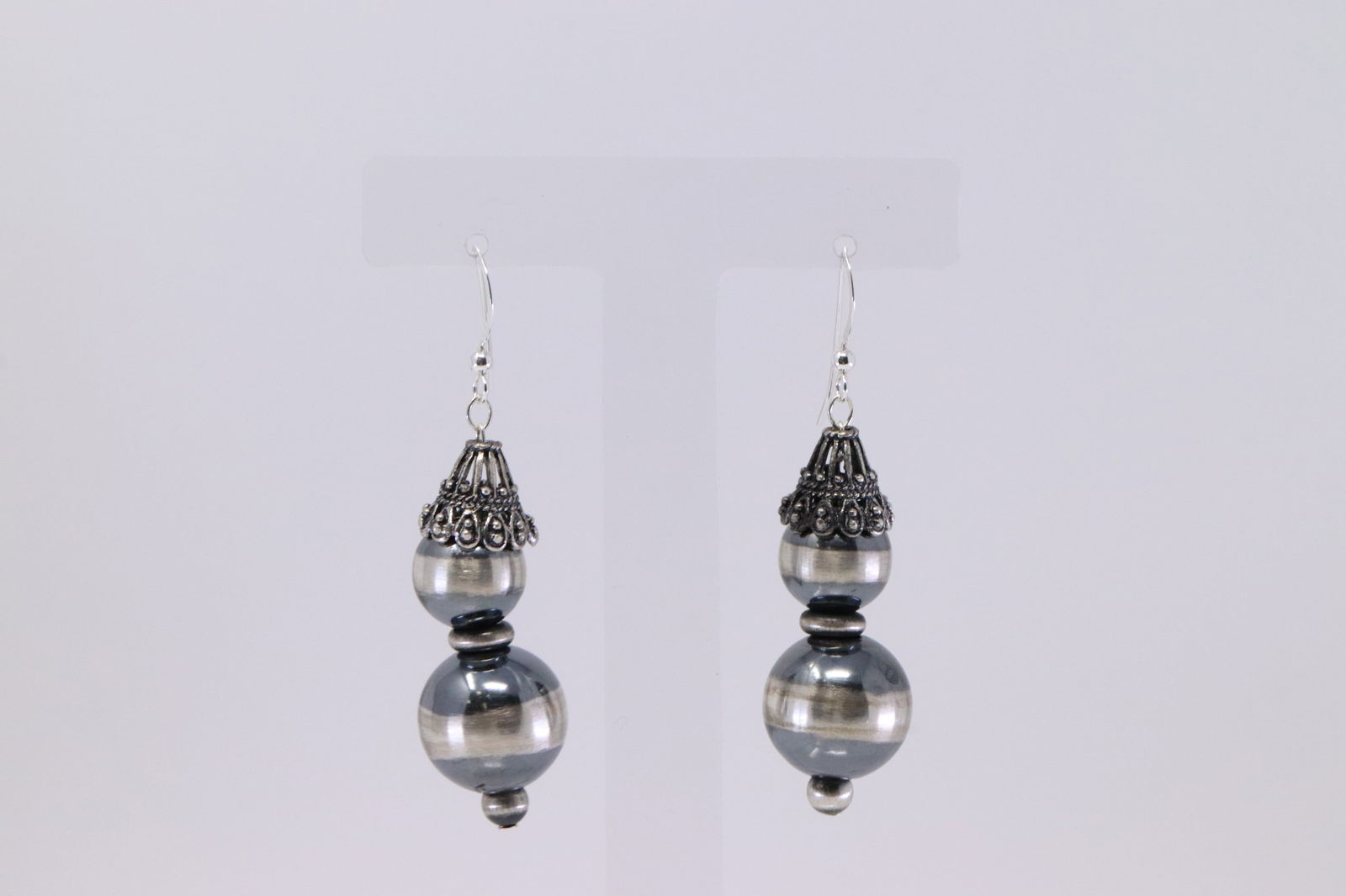 Native American Navajo Sterling Silver Pearl Dangling Earring's. (1 of 3)