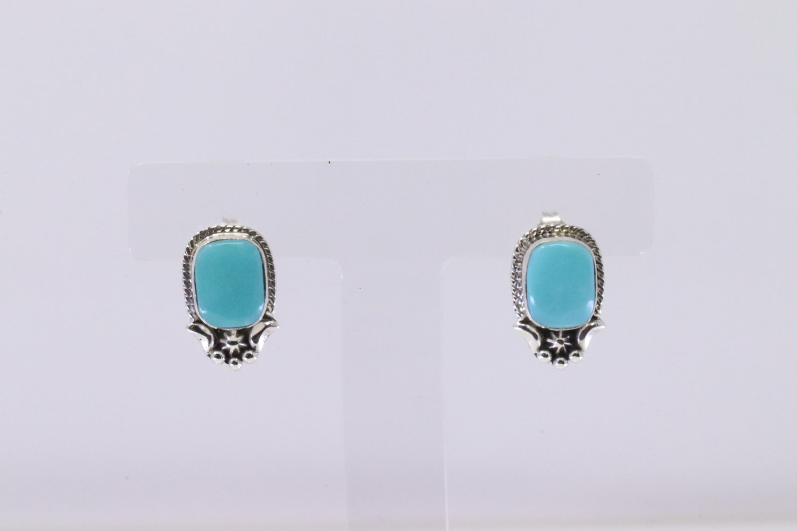 Native America Navajo Sterling Silver Turquoise Post Earring's By Etta Larry.: This is a Native America Navajo Sterling Silver Turquoise Post Earring's By Etta Larry.